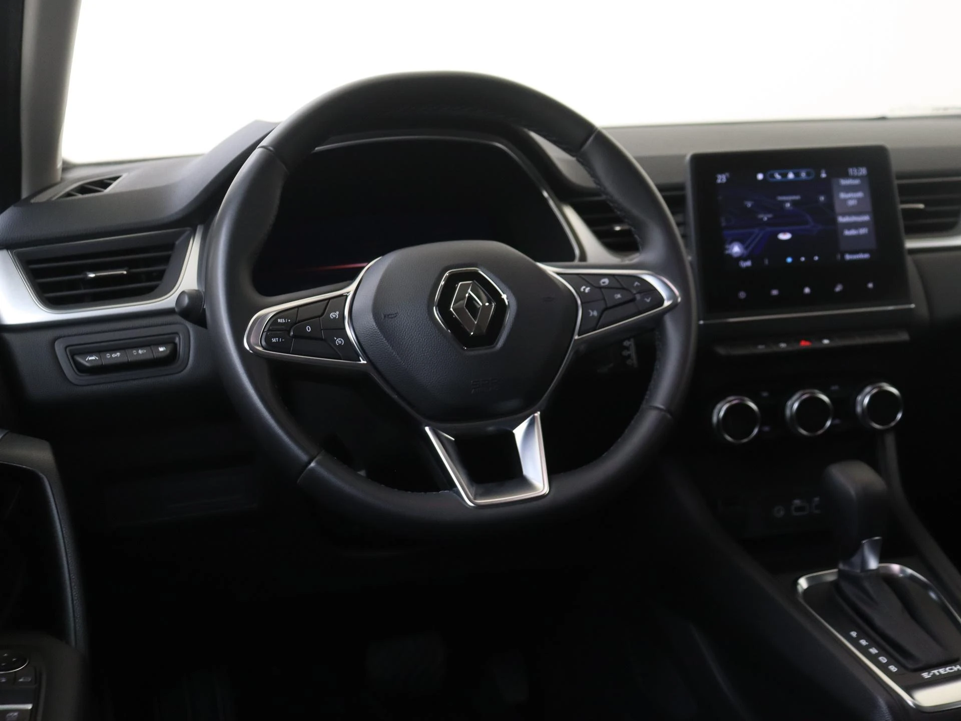 Renault-Captur-image-9