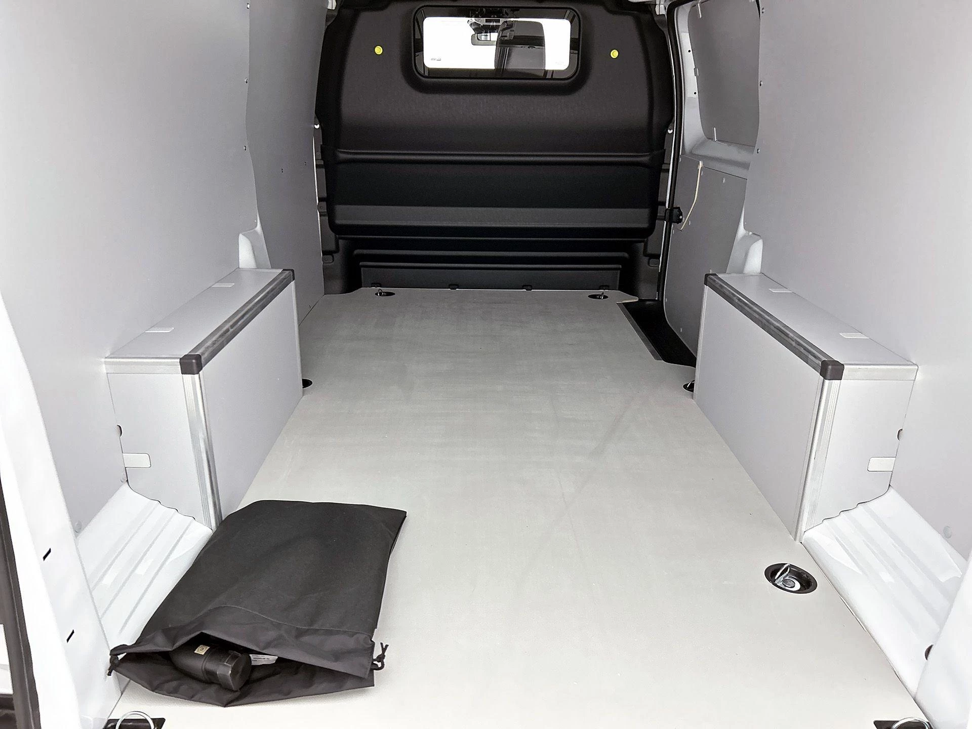 Opel-Vivaro-e-image-26