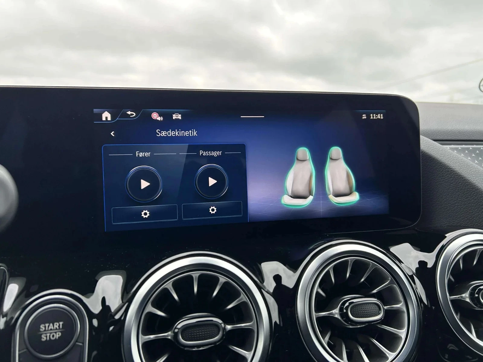 Mercedes-Benz-EQA-image-20