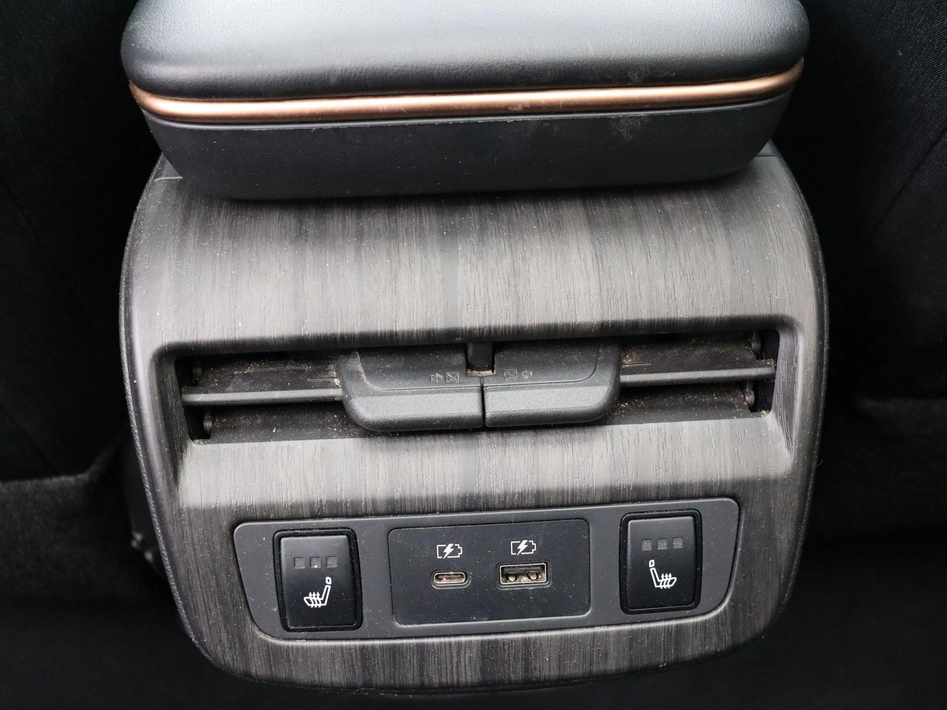 Nissan-ARIYA-image-21