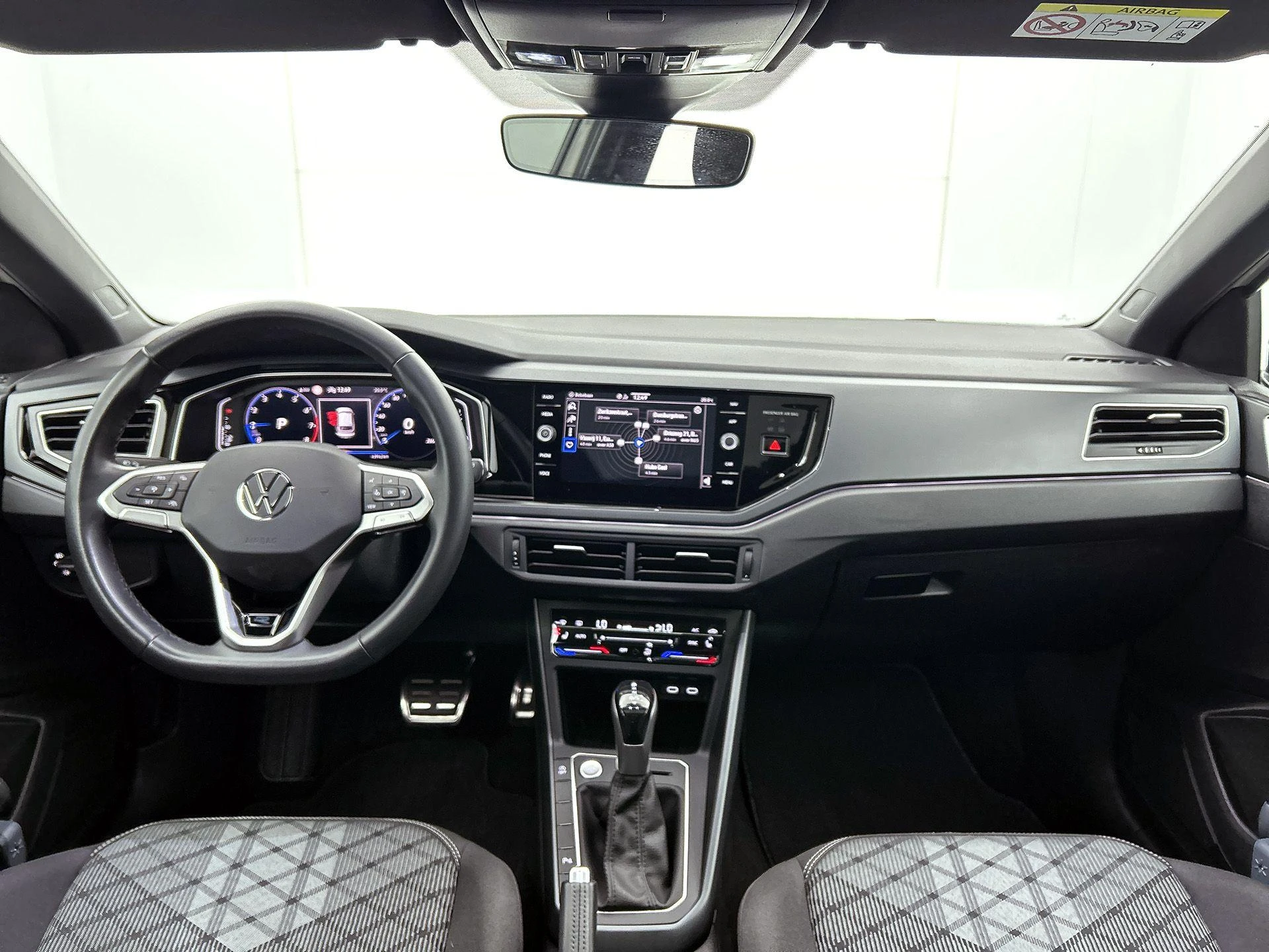 Volkswagen-Taigo-image-20