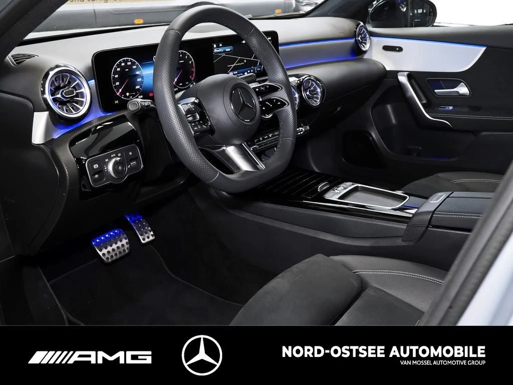 Mercedes-Benz A-Klasse 200 AMG AHK NIGHT SHZ TOTWINKEL AMG Line