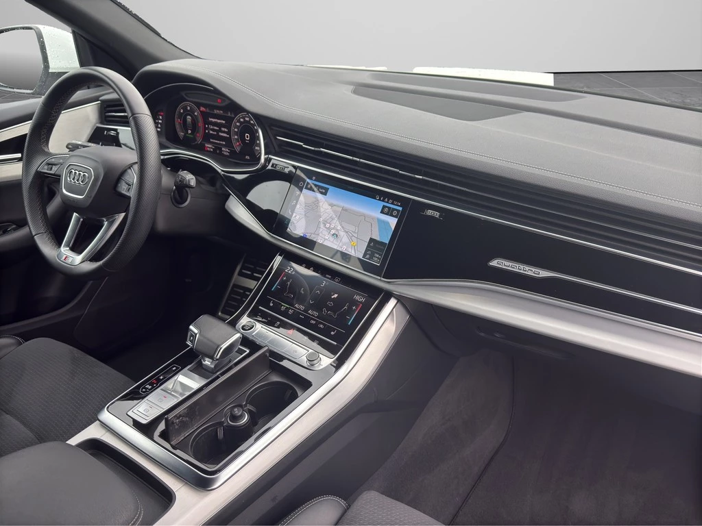 Audi Q8 50 TDI quattro *S-LINE*LUFTFEDERUNG*NAVI*