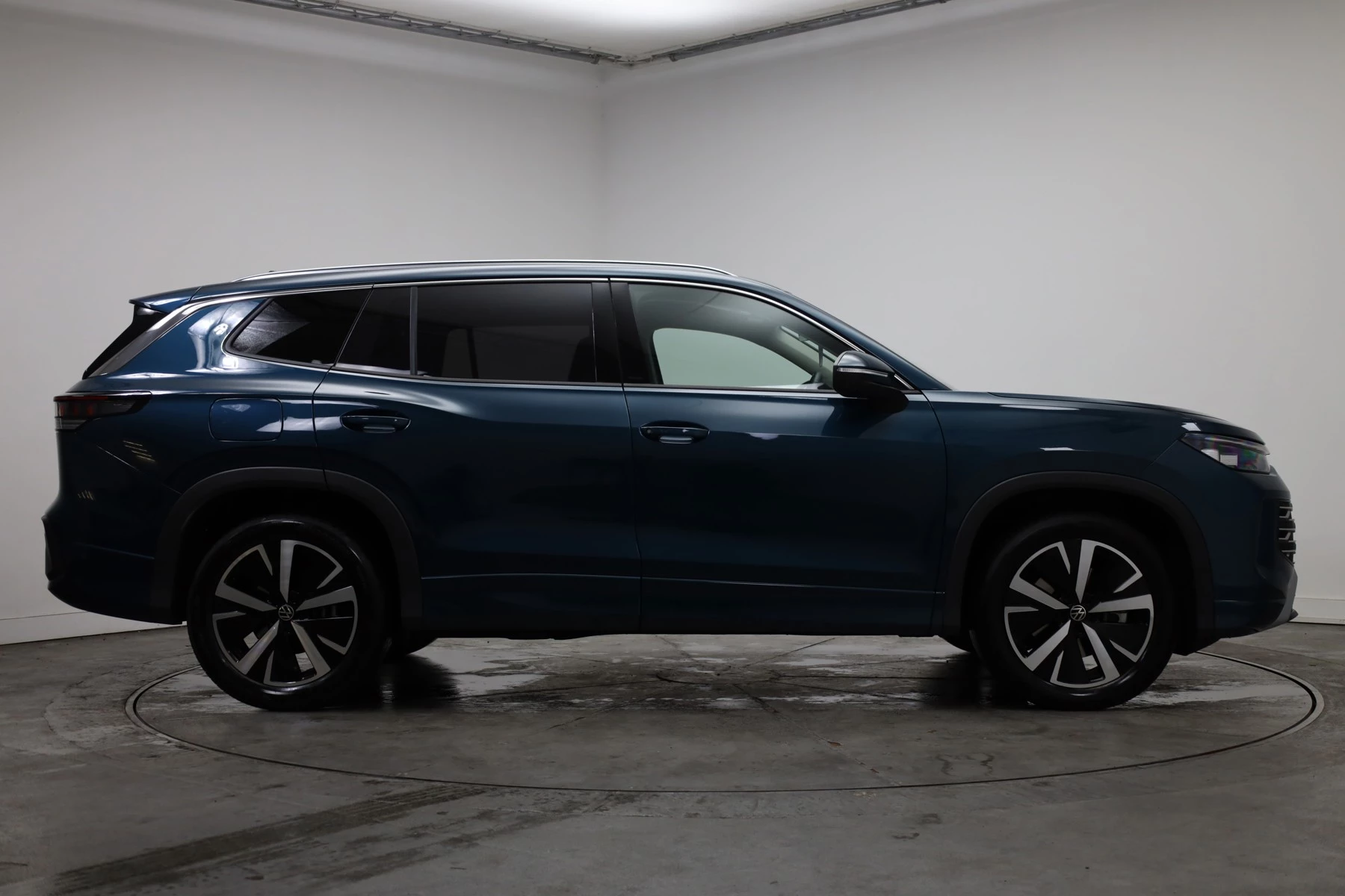 Volkswagen-Tayron-image-3