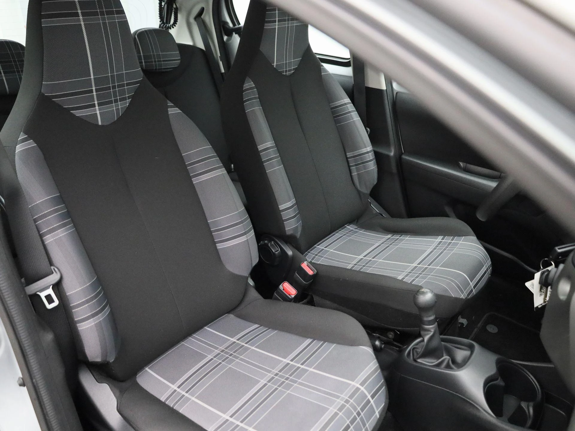 Peugeot-108-image-30