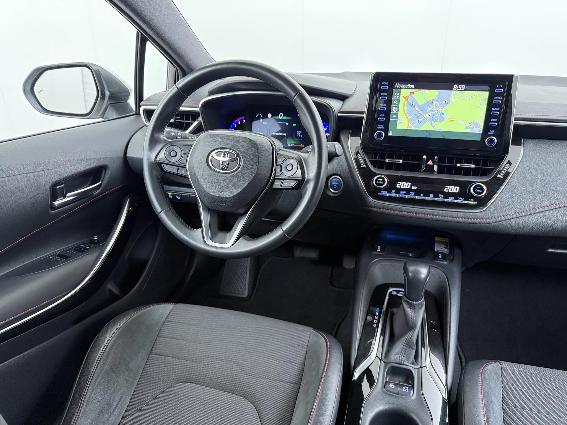 Toyota-Corolla Touring Sports-image-5
