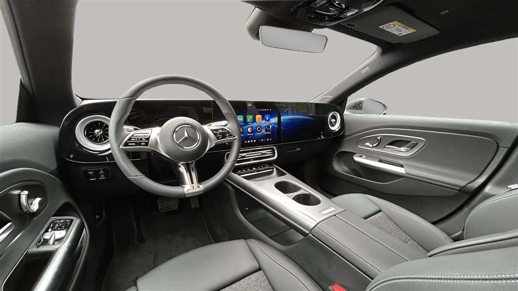 Mercedes-Benz-CLA-image-11