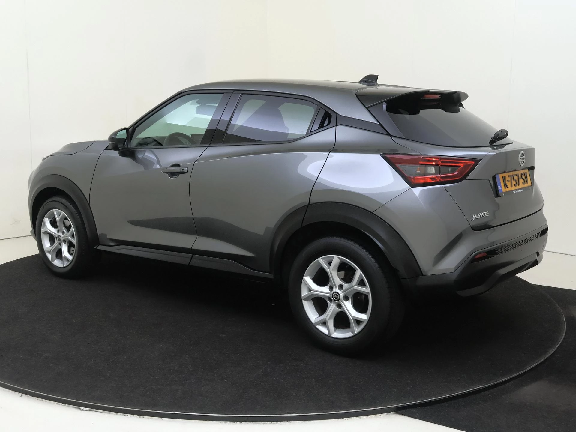 Nissan-Juke-image-2