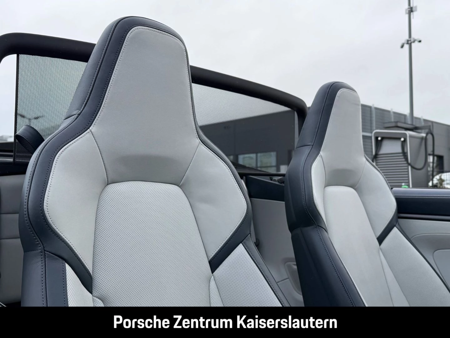 Porsche 911 992 Carrera 4 GTS Cabriolet Liftsystem-VA carrera992 992 911 Carrera 4 GTS Cabriolet Liftsystem-VA carrera