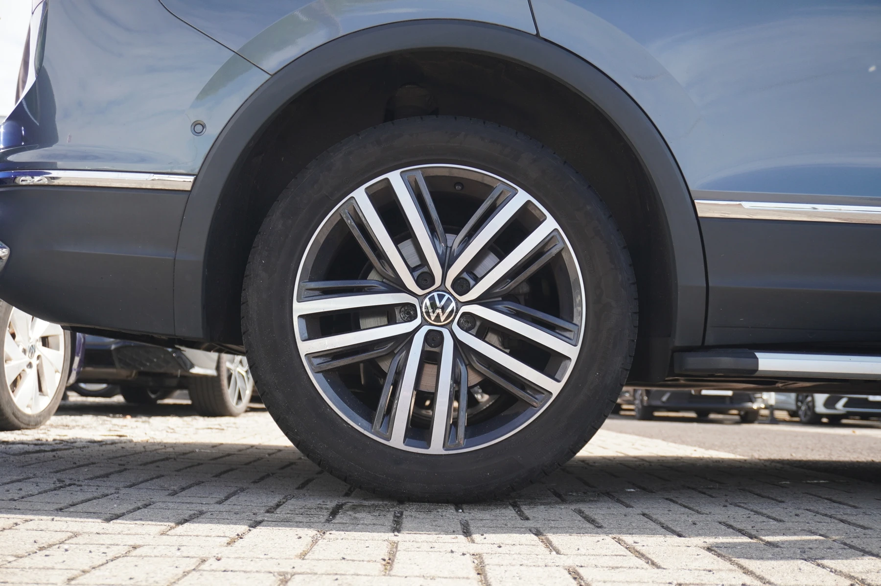 Volkswagen-Tiguan Allspace-image-22