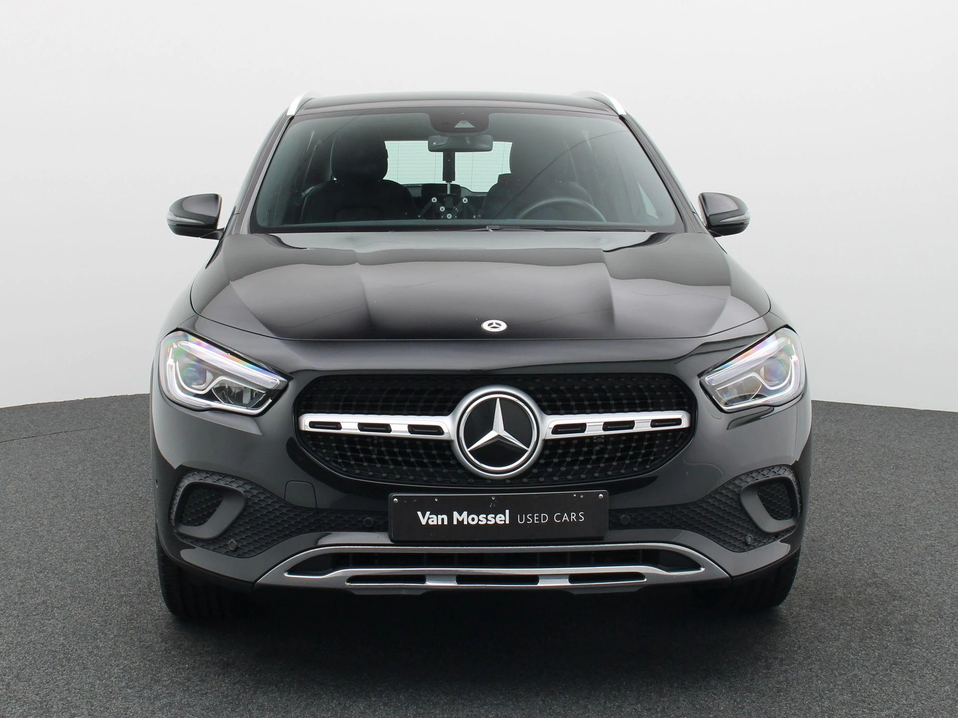 Mercedes-Benz GLA 250 e Luxury Line + LEDER + CARPLAY +