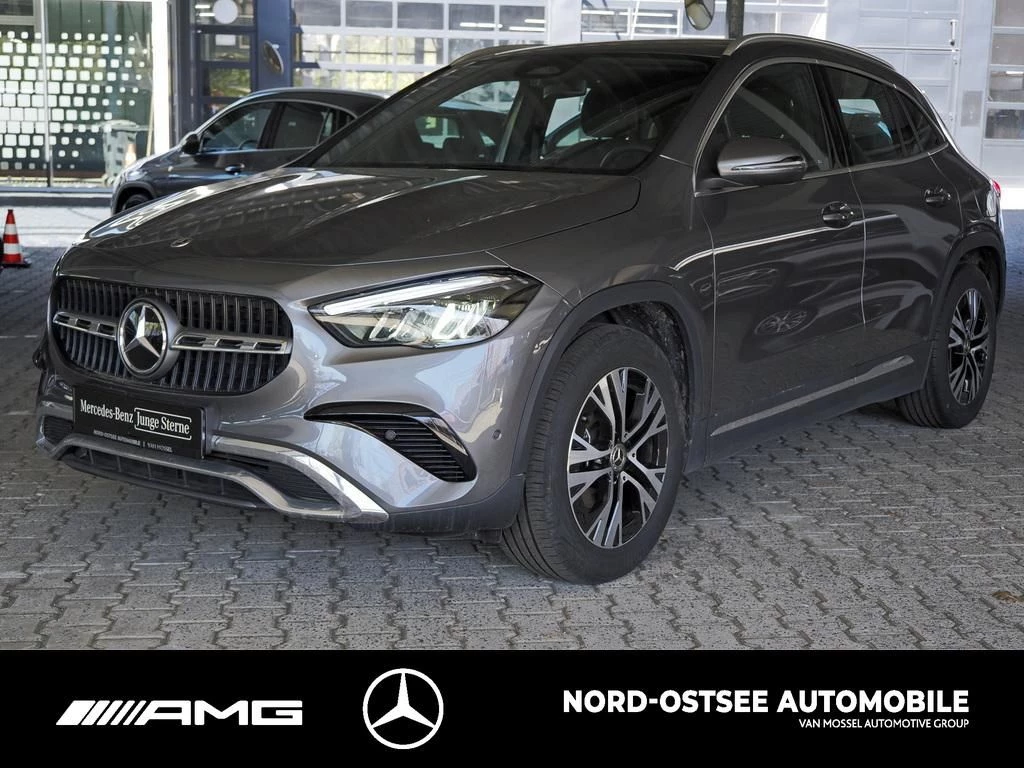Mercedes-Benz GLA 200 d PROGRESSIVE AHK DISTRONIC MBUX SHZ Progressive