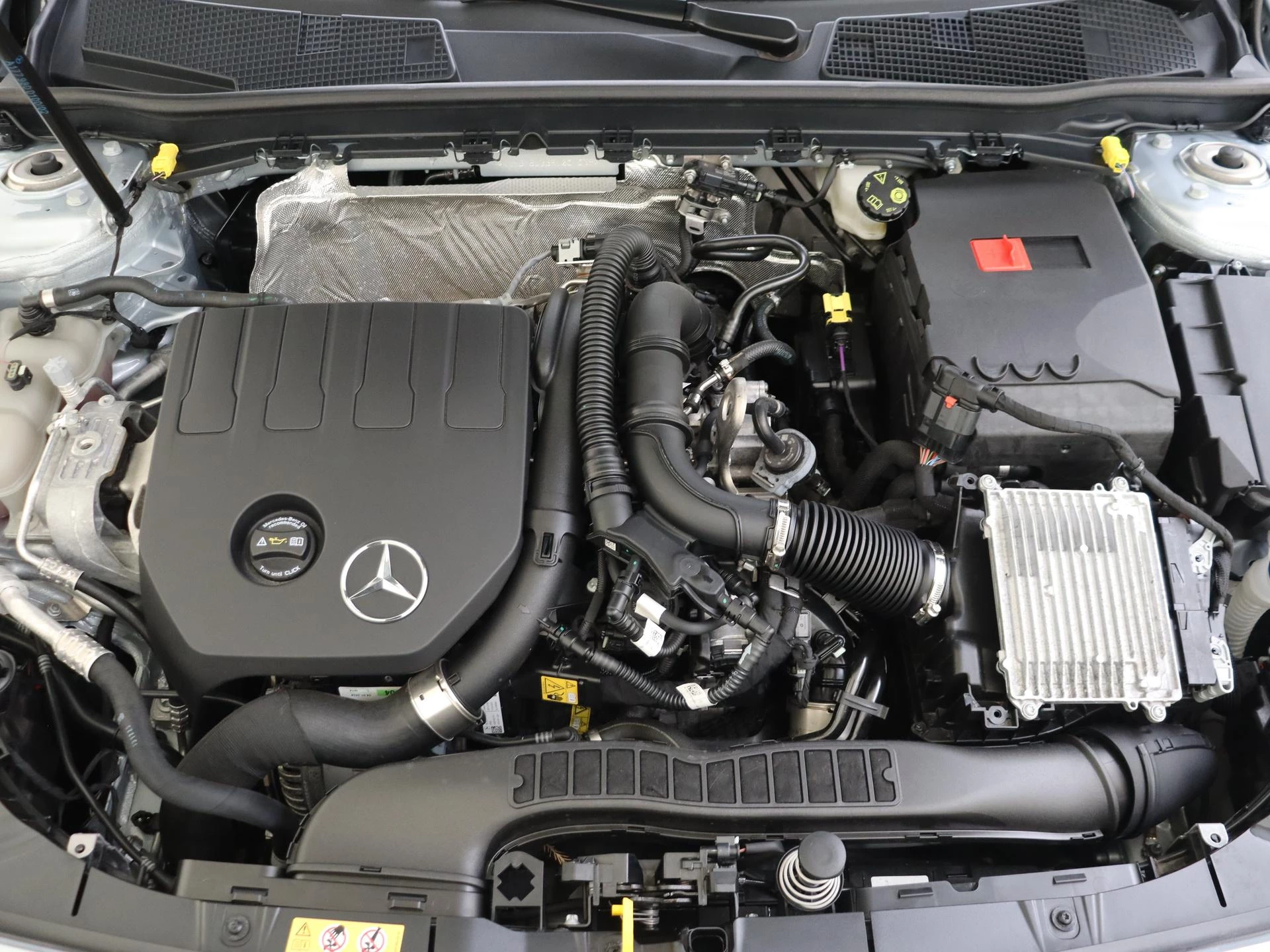 Mercedes-Benz-A-Klasse-image-4