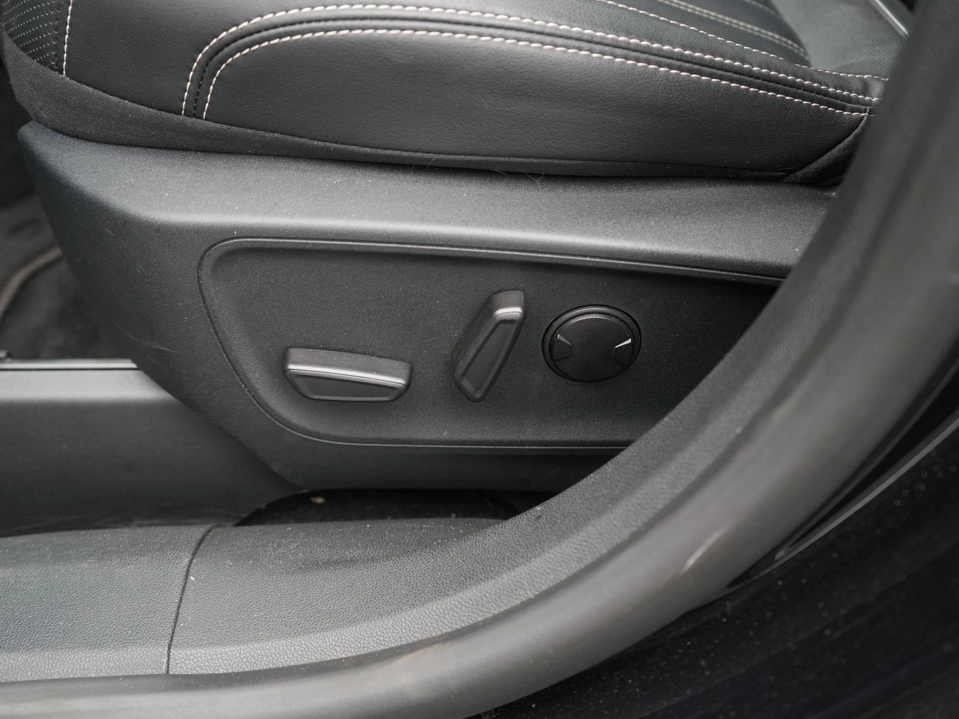 Ford-Kuga-image-33