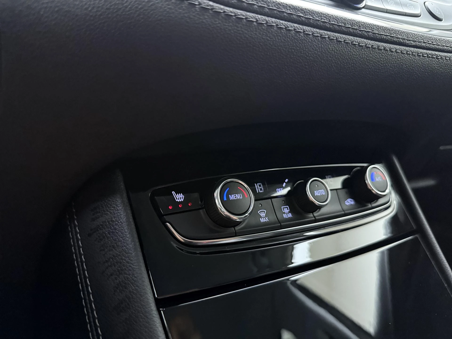 Opel-Grandland X-image-28
