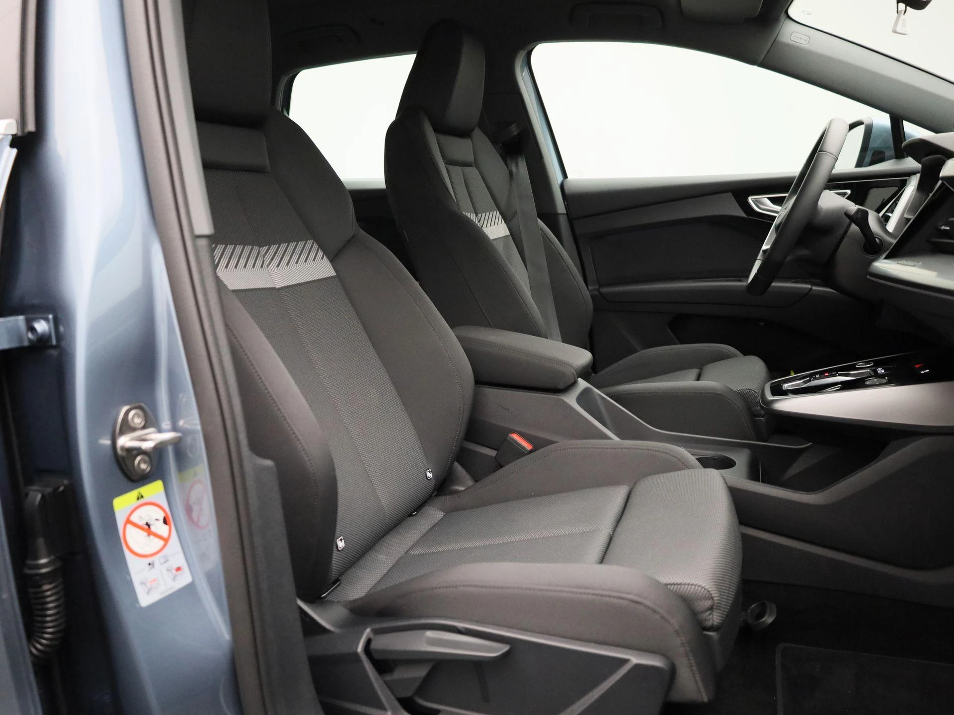 Audi-Q4 e-tron-image-37