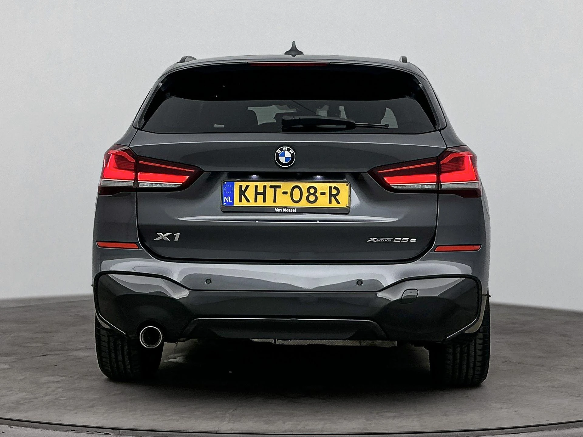 BMW-X1-image-2