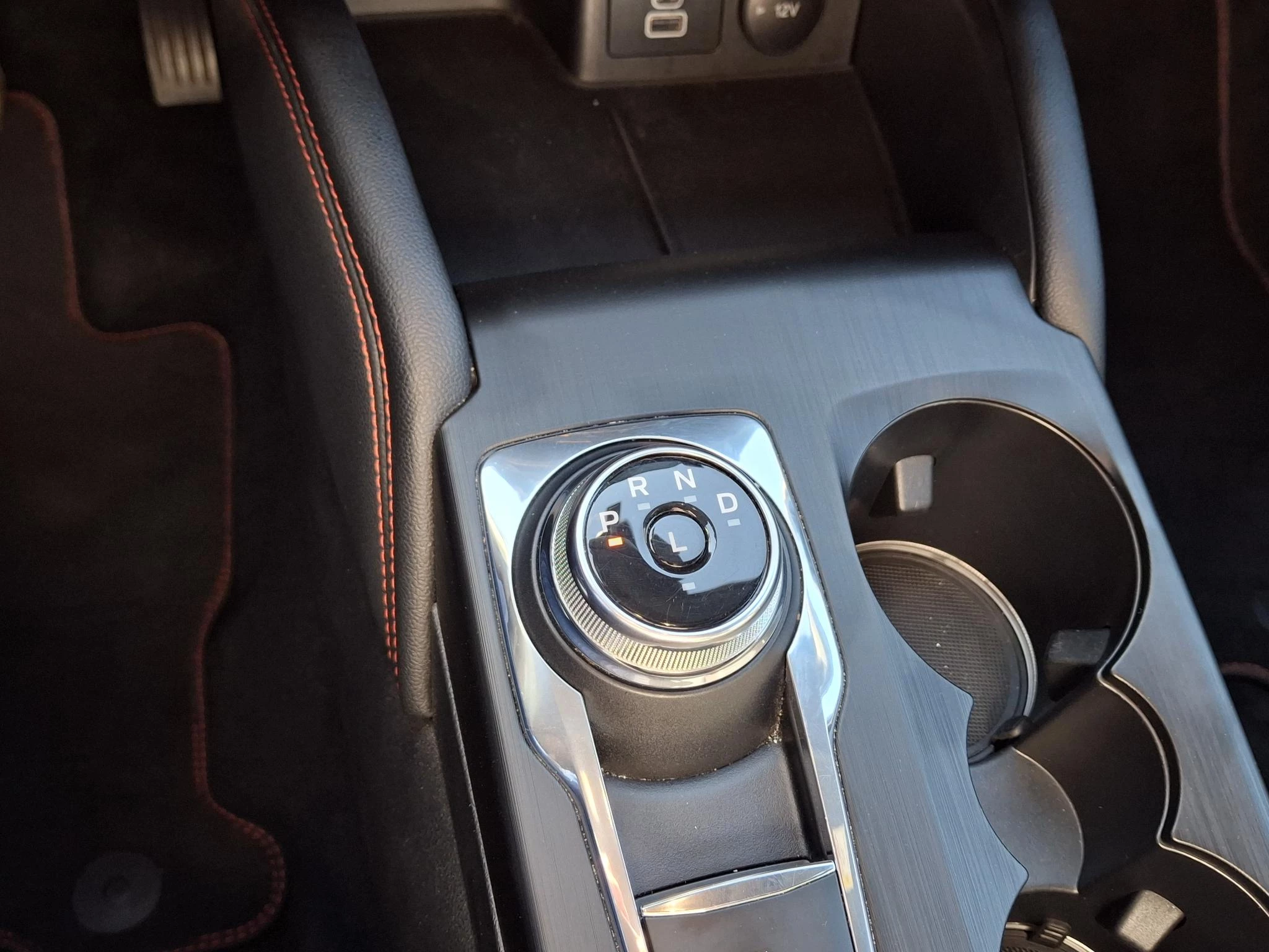 Ford-Kuga-image-18