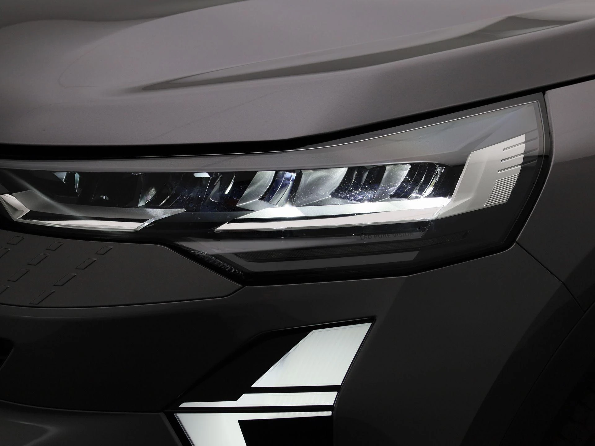 Renault-Captur-image-12