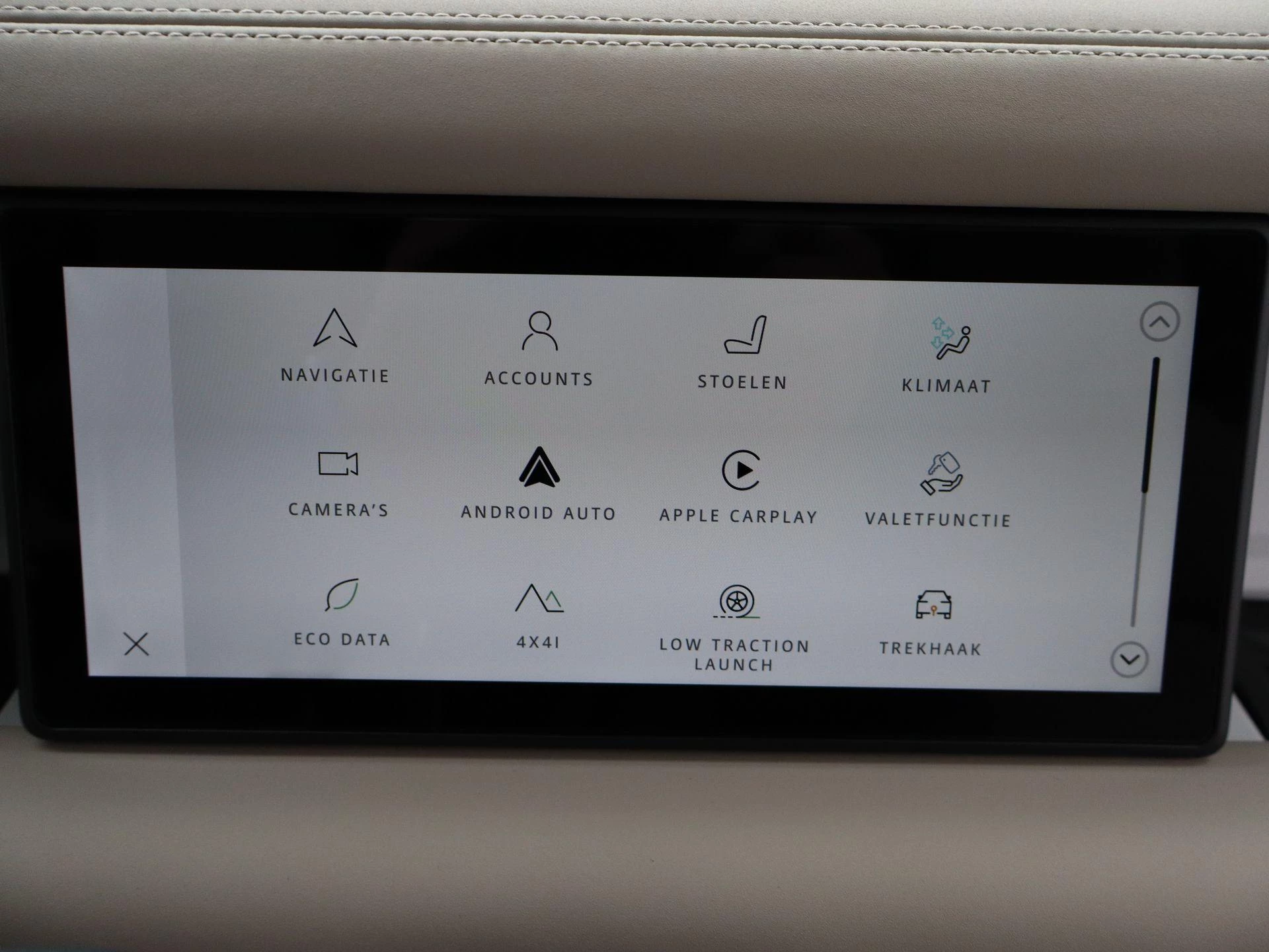 Land Rover-Defender-image-19