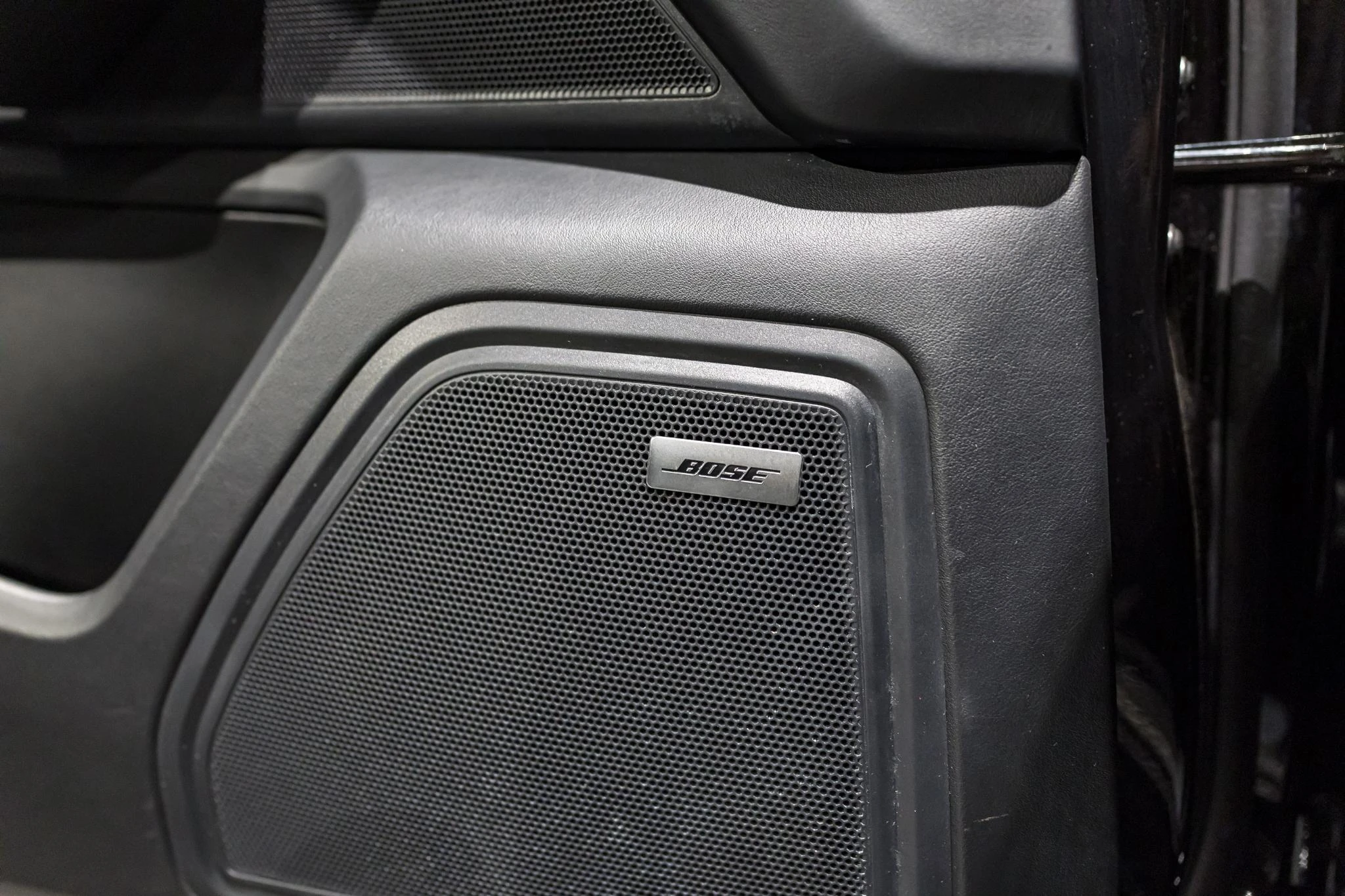 Porsche-Macan-image-10