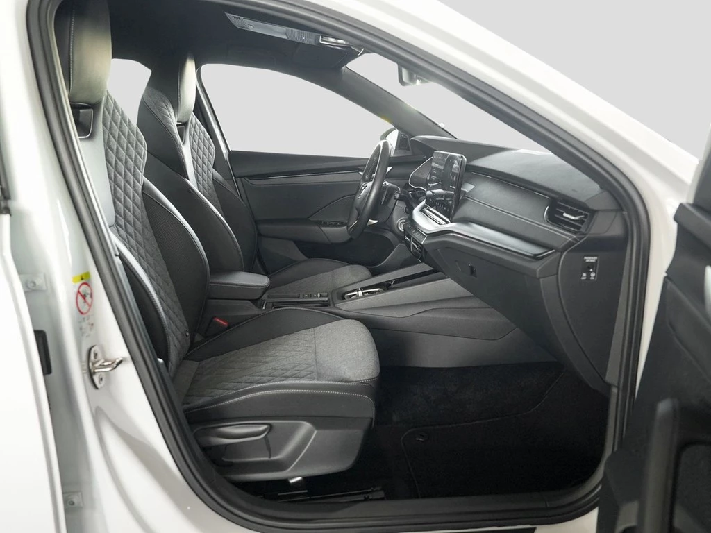 Škoda Octavia Combi 2.0 TDI DSG Sportline AHK/Navi