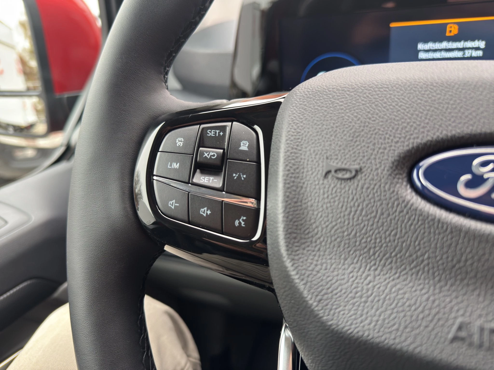Ford Transit Custom Kastenwagen Sport 320 L1 2.0 l EcoBlue. 8-Gang-Automatik. AWD