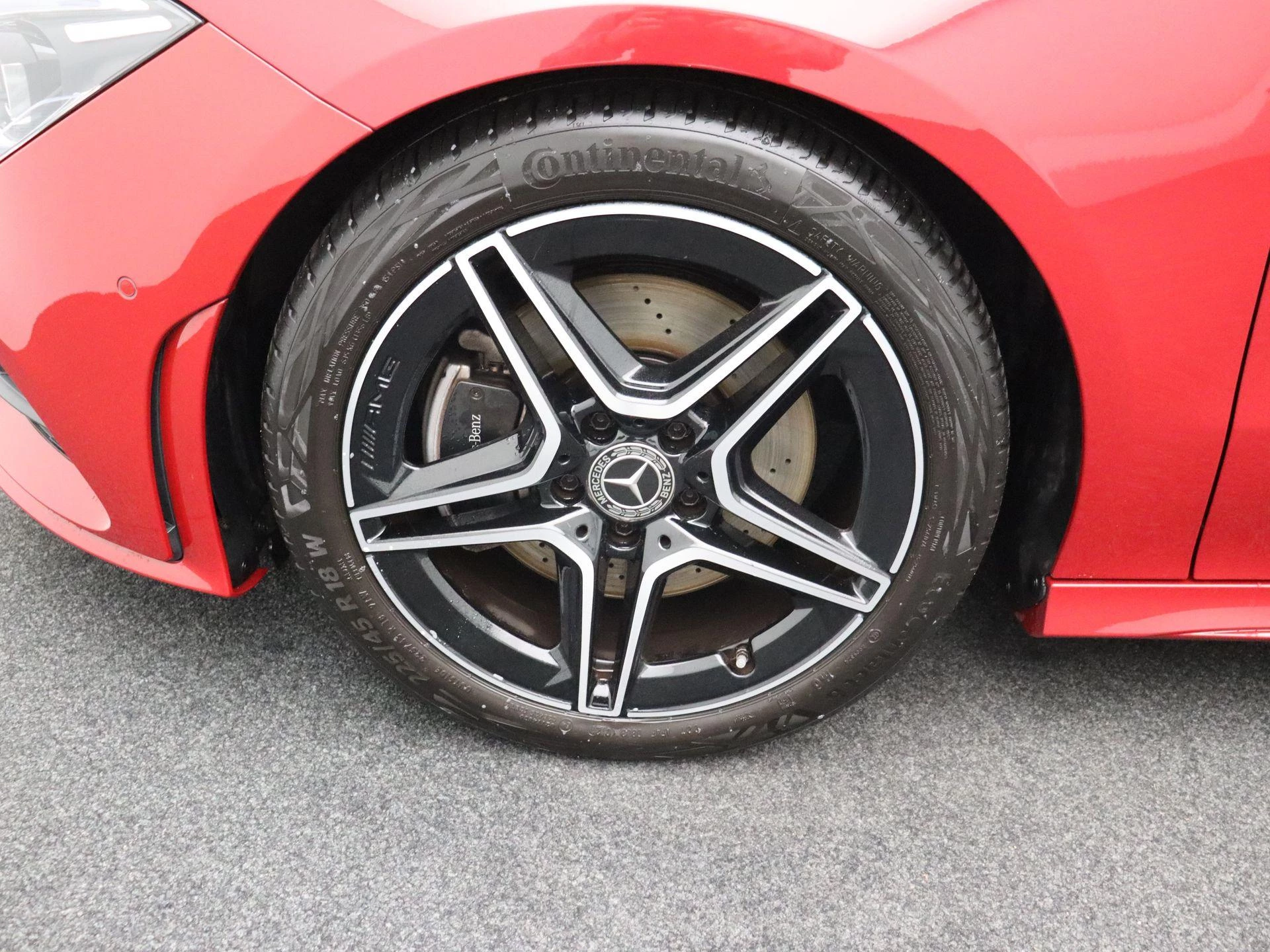 Mercedes-Benz CLA 200 AMG Line Coupé + PANORAMISCH DAK + MULTIBEAM LED +