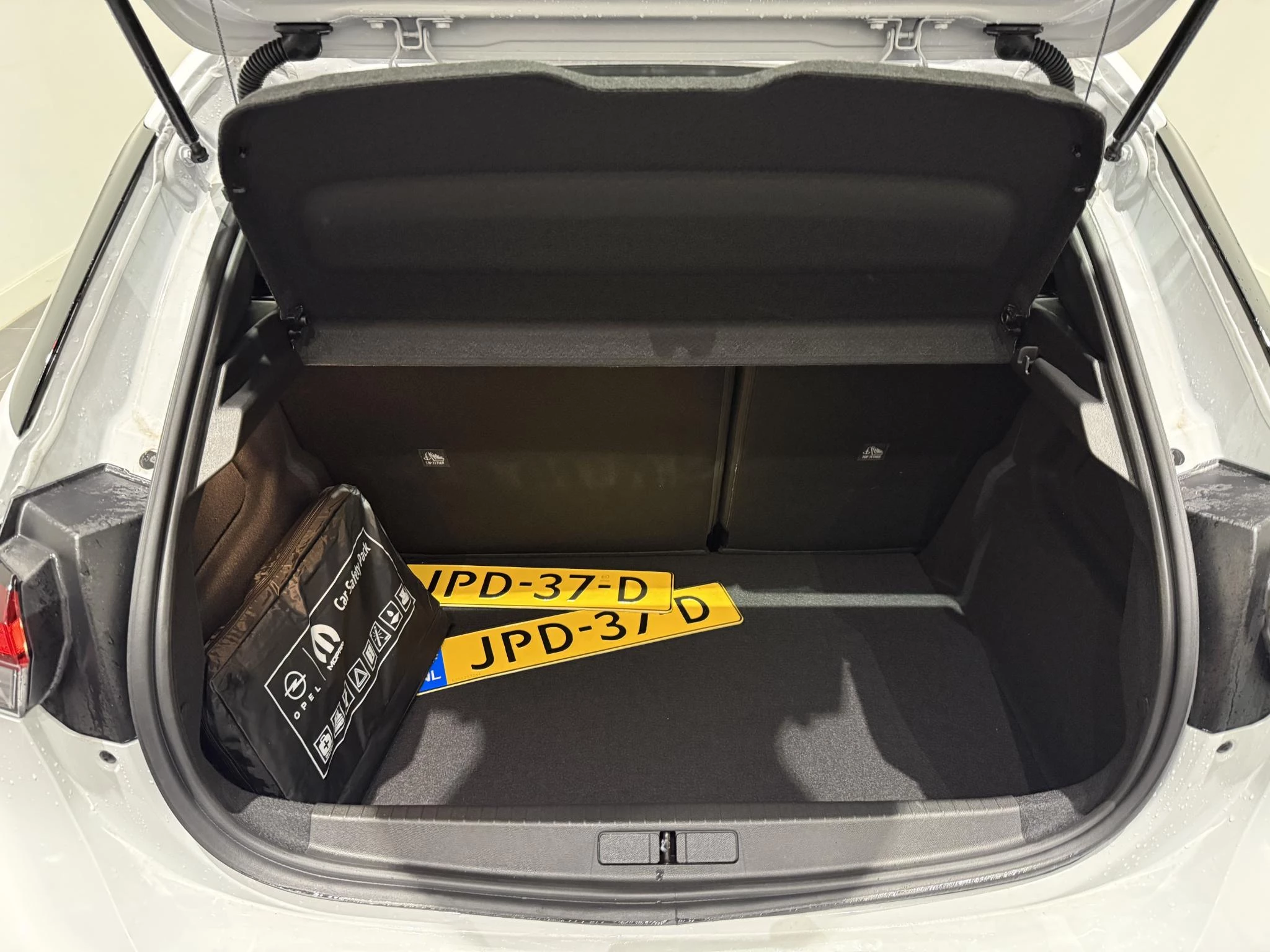 Opel-Corsa-image-10