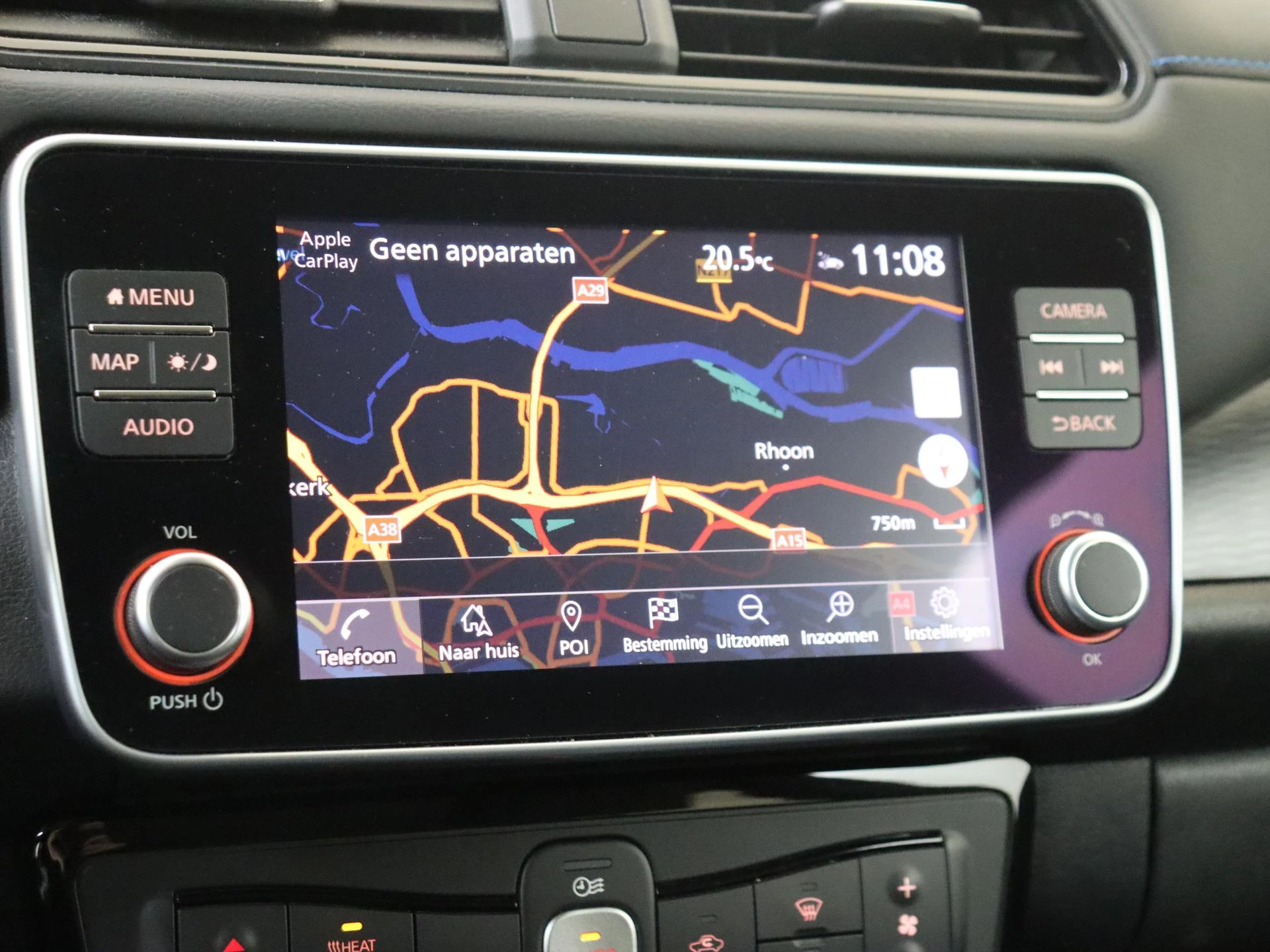 Nissan-Leaf-image-16