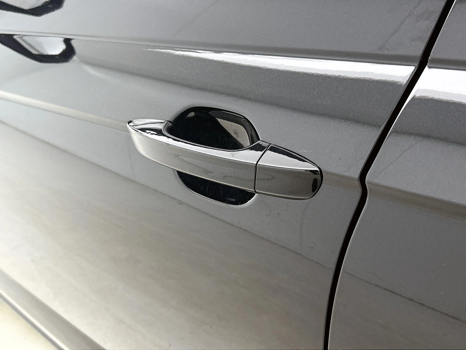 Volkswagen-Polo-image-19