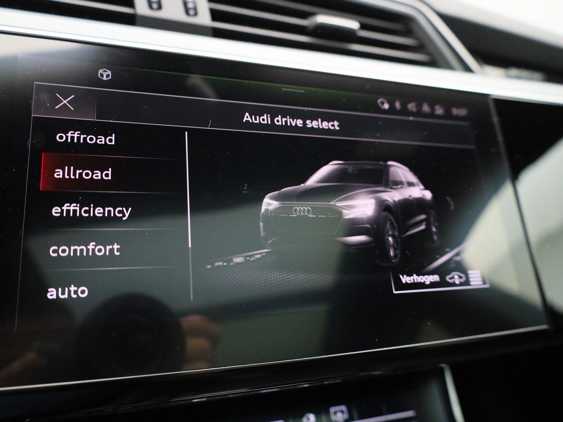 Audi-e-tron-image-28