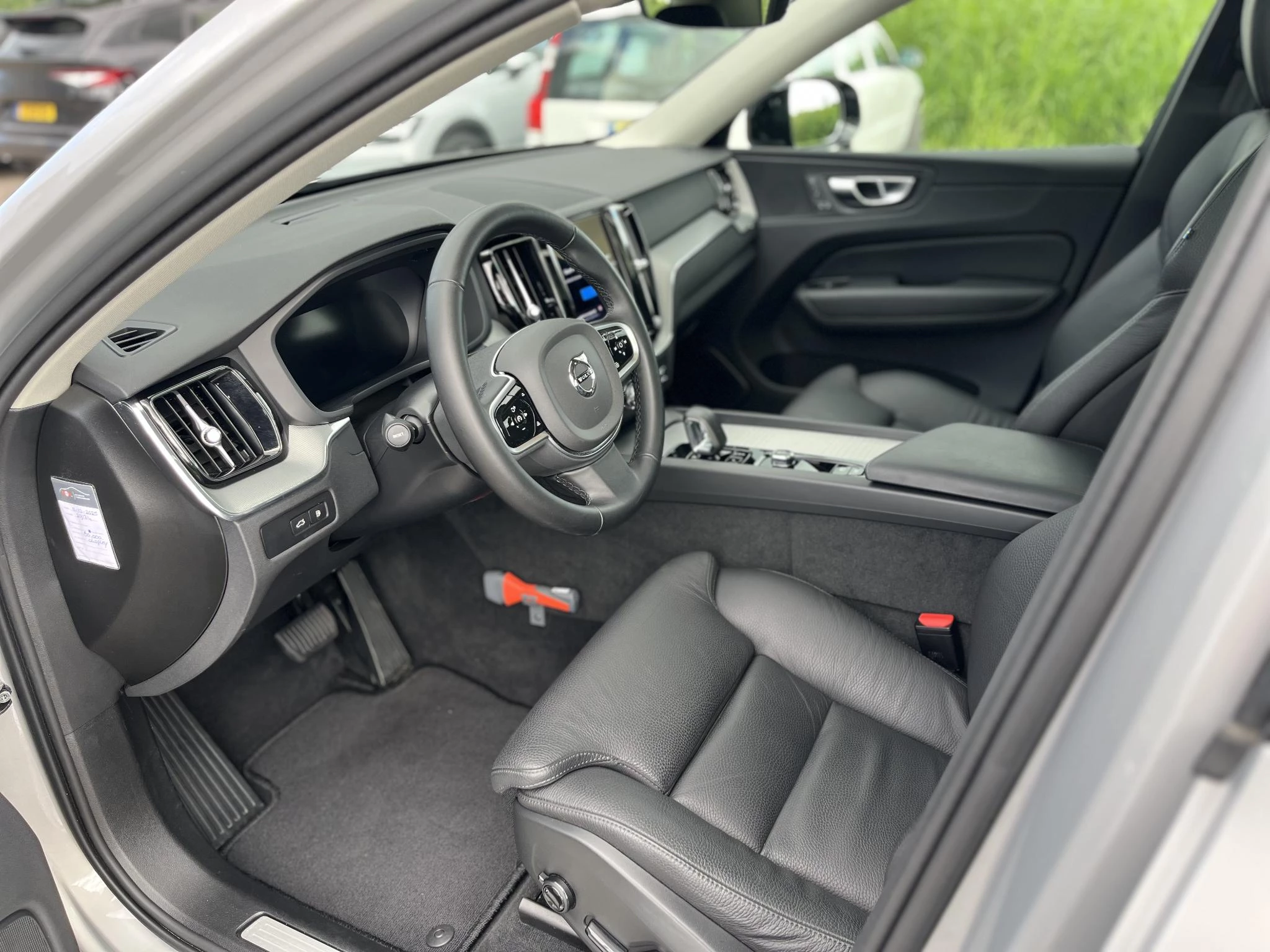 Volvo-XC60-image-5