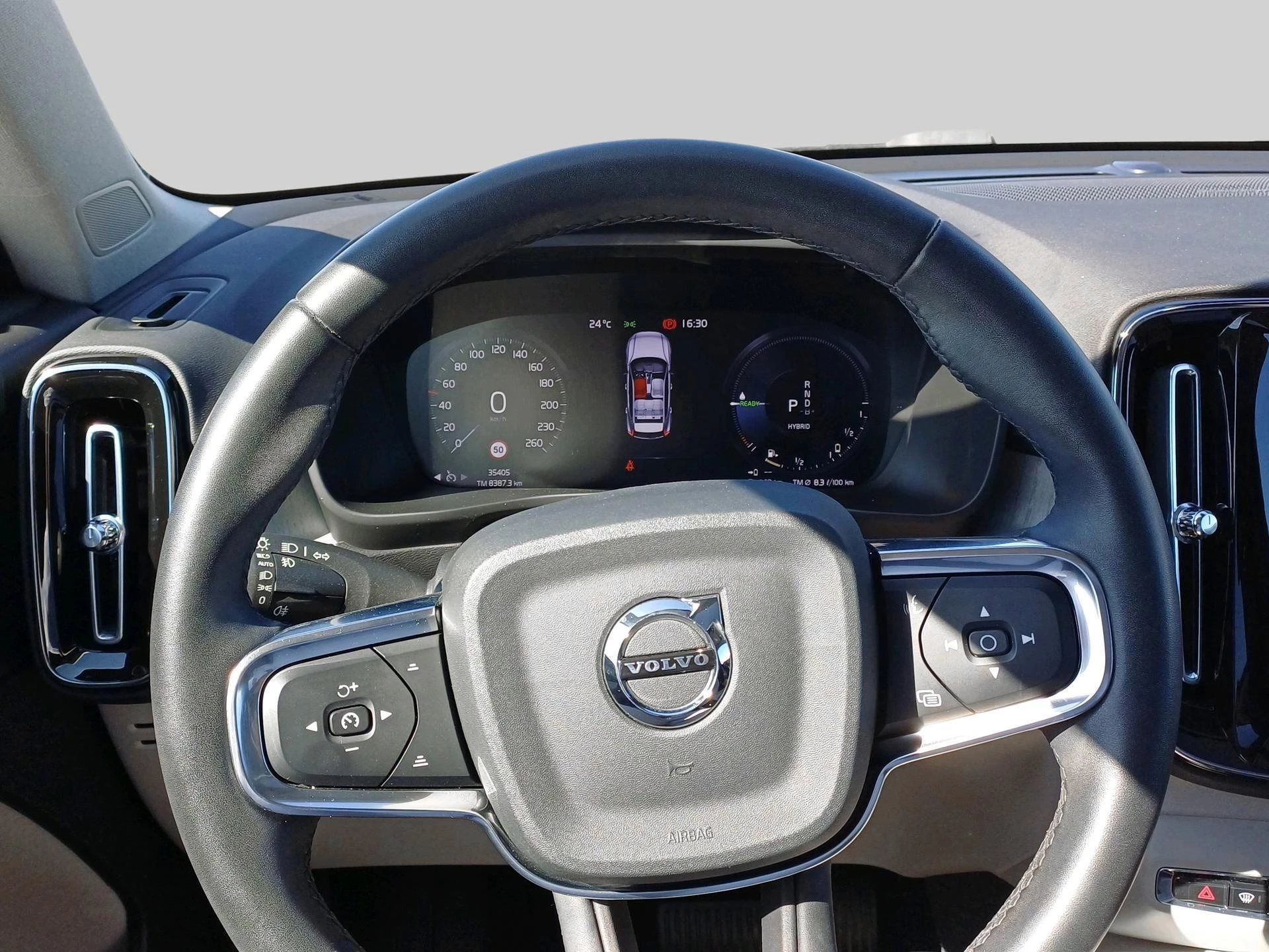 Volvo XC40 Pano - Camera - Harman Kardon