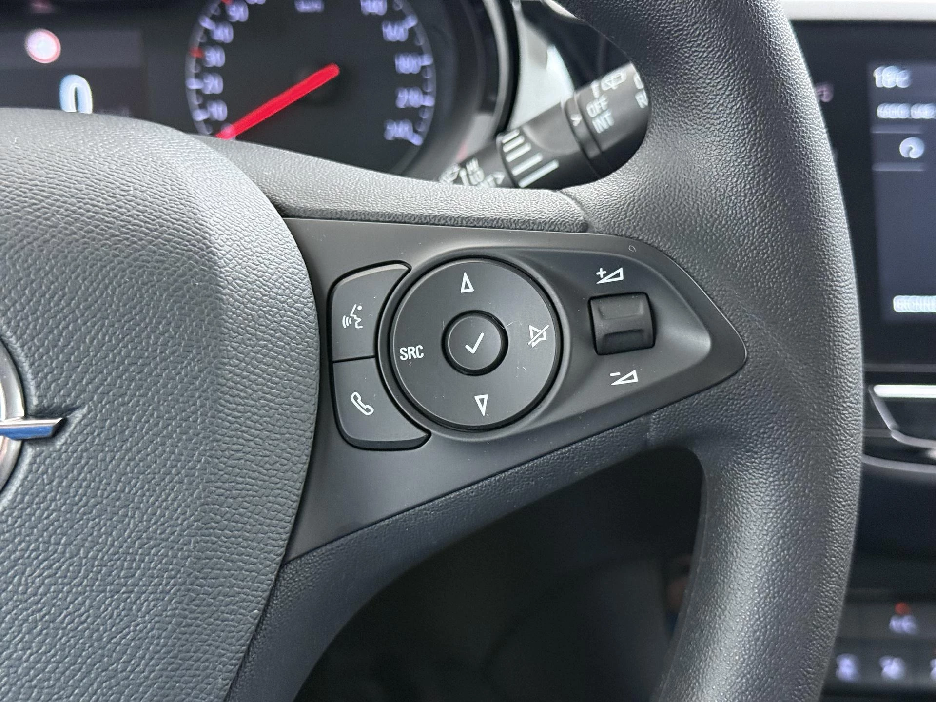 Opel-Corsa-image-11