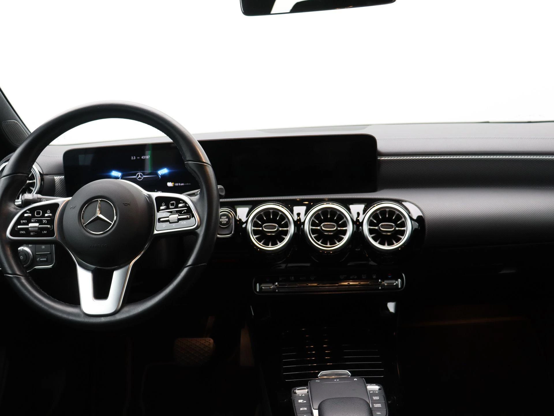 Mercedes-Benz CLA 250 e Shooting Brake + LEDER + LED + CAMERA +