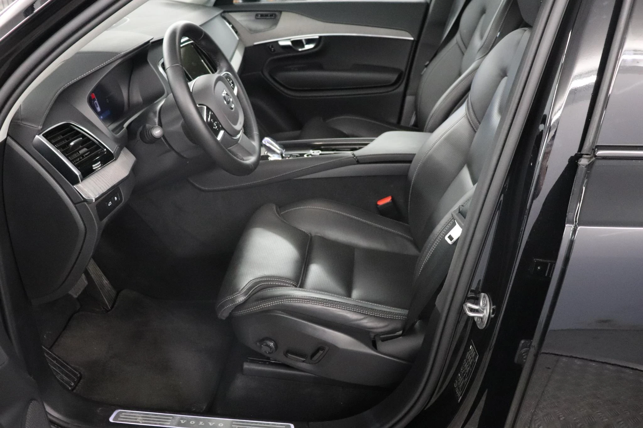 Volvo-XC90-image-7