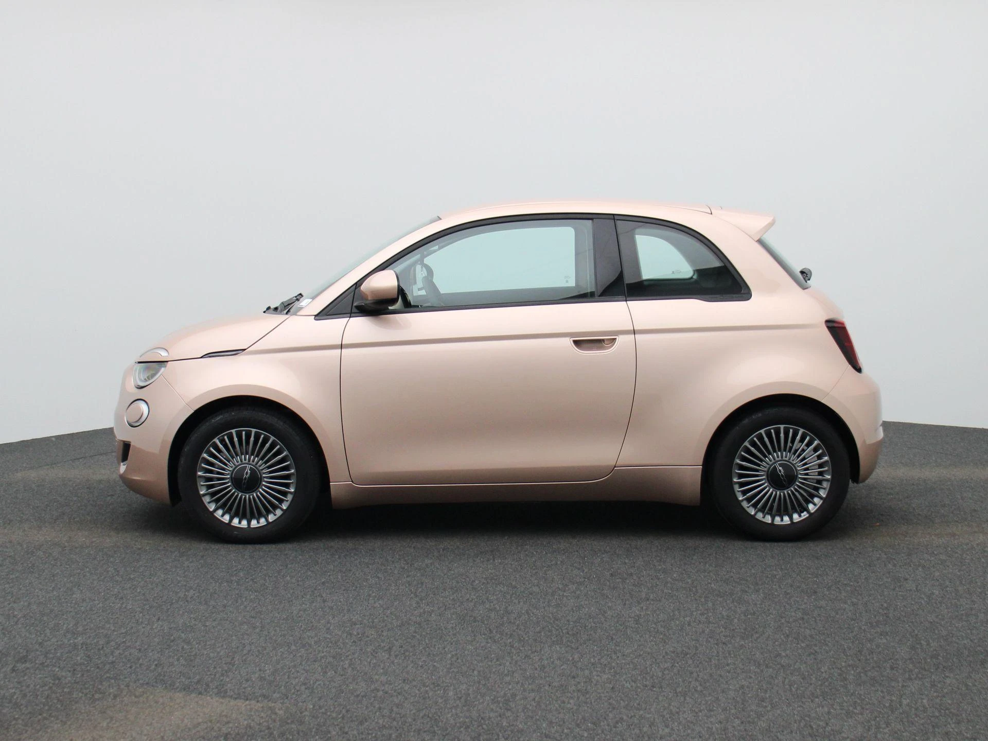 Fiat-500e-image-3