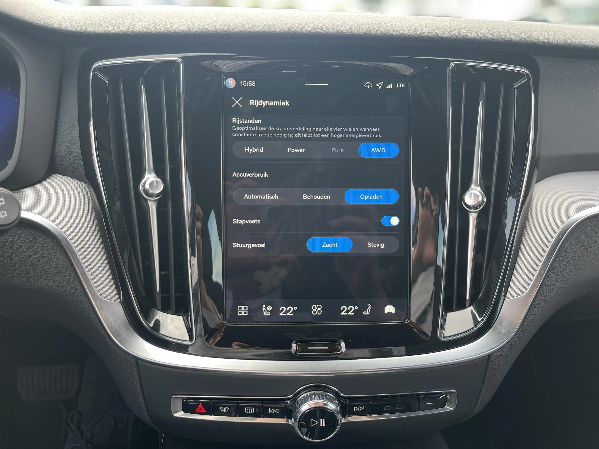 Volvo-V60-image-28