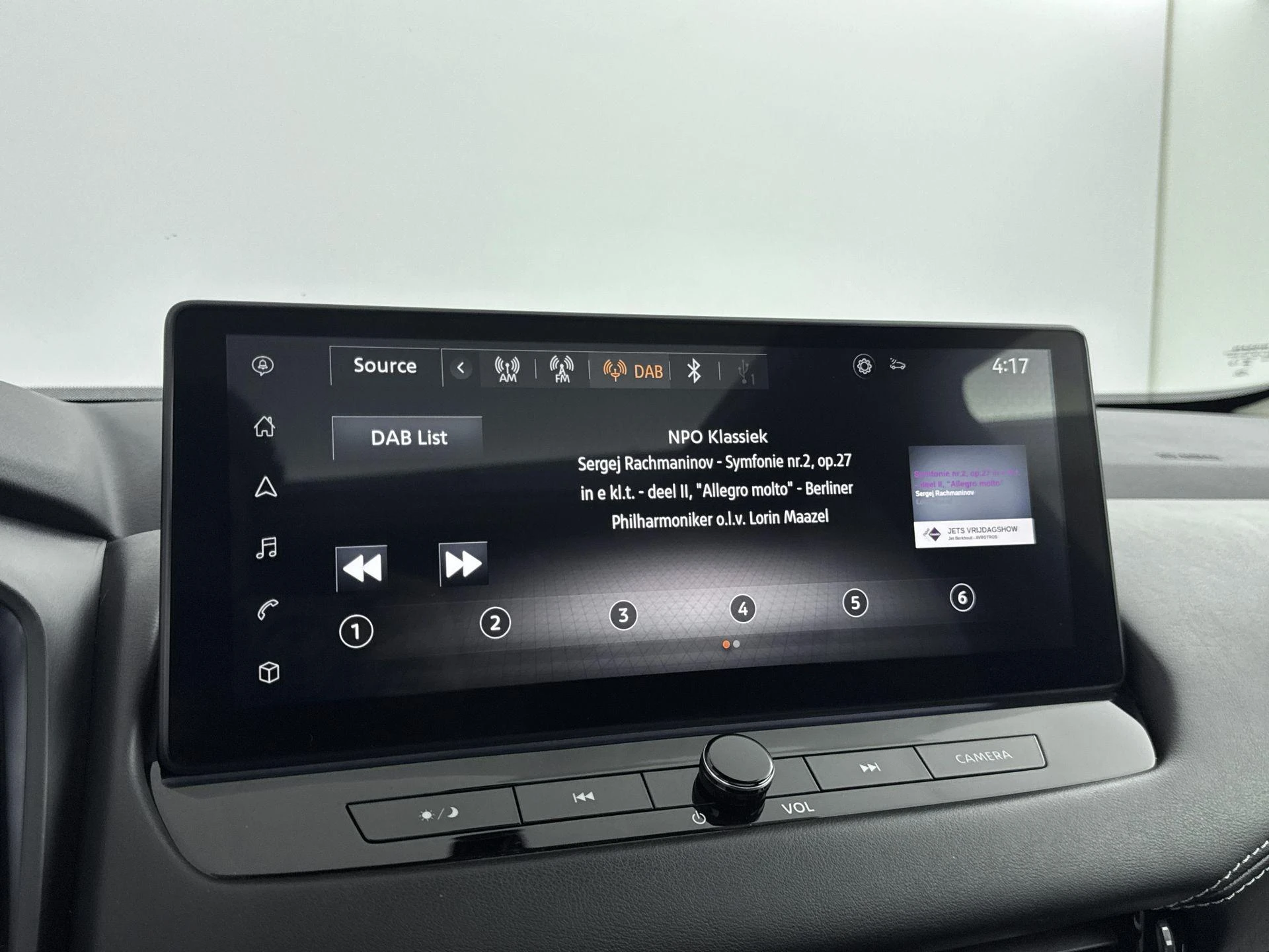 Nissan-QASHQAI-image-6