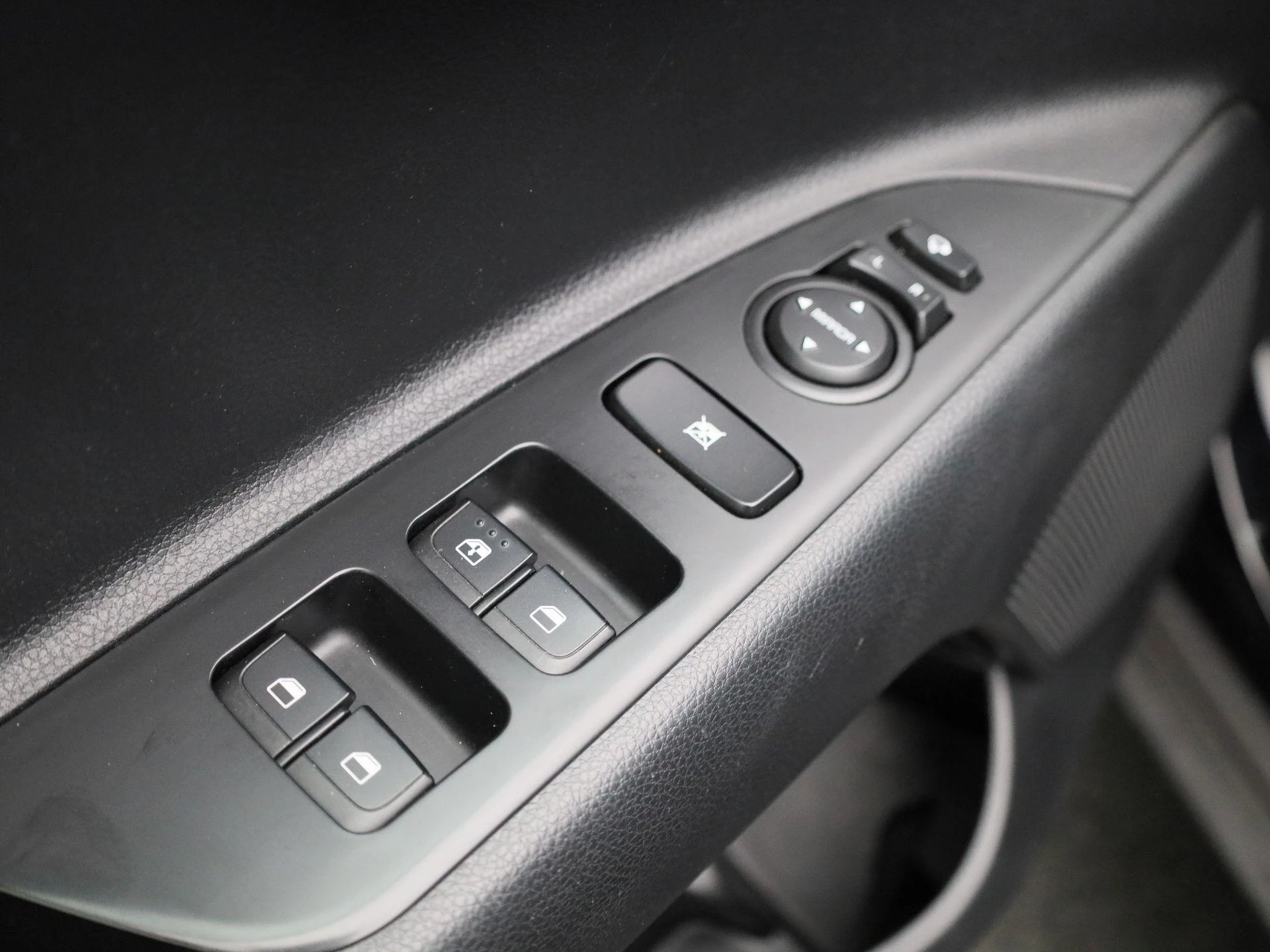 Kia-Stonic-image-25