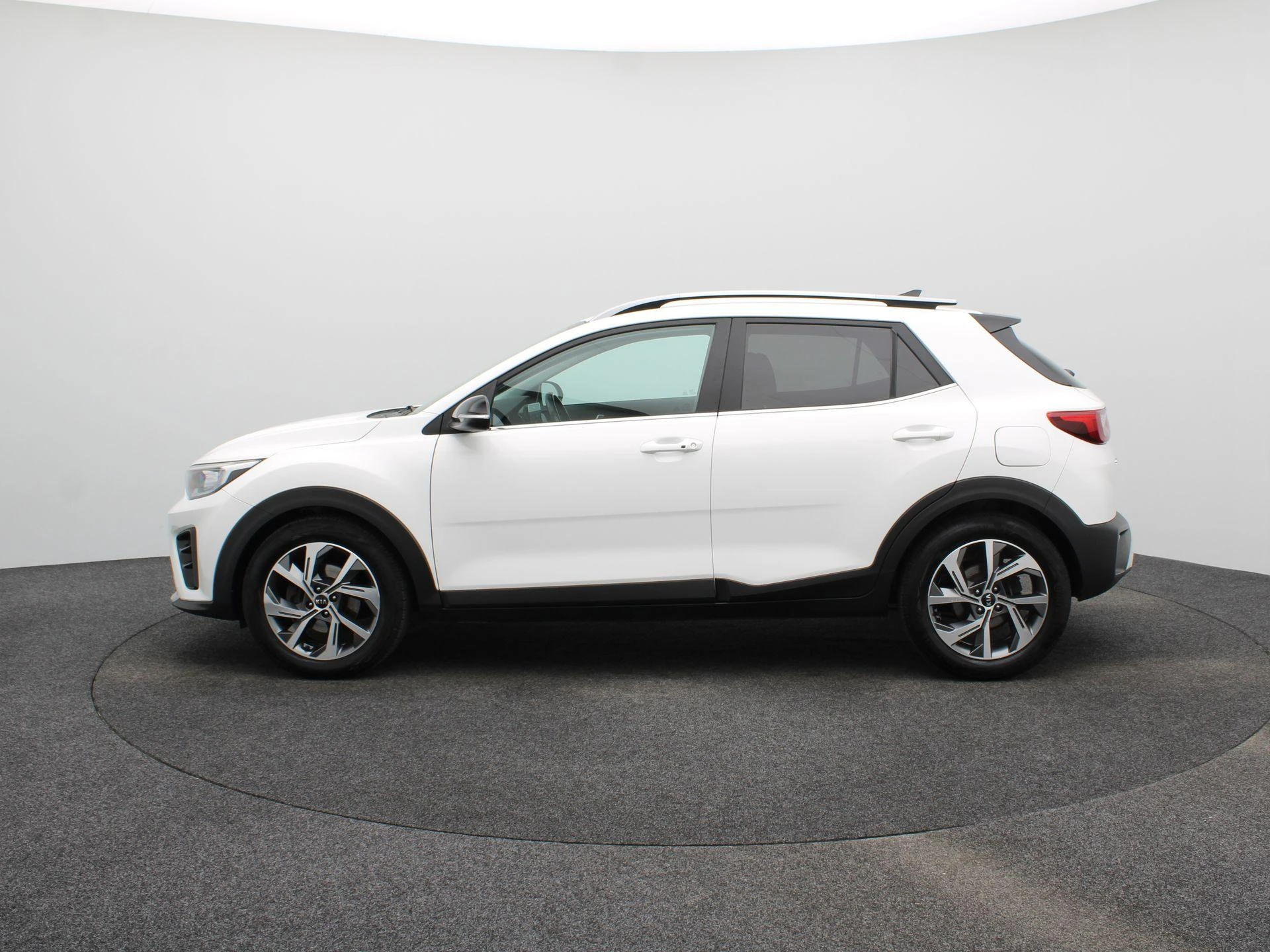 Kia-Stonic-image-3