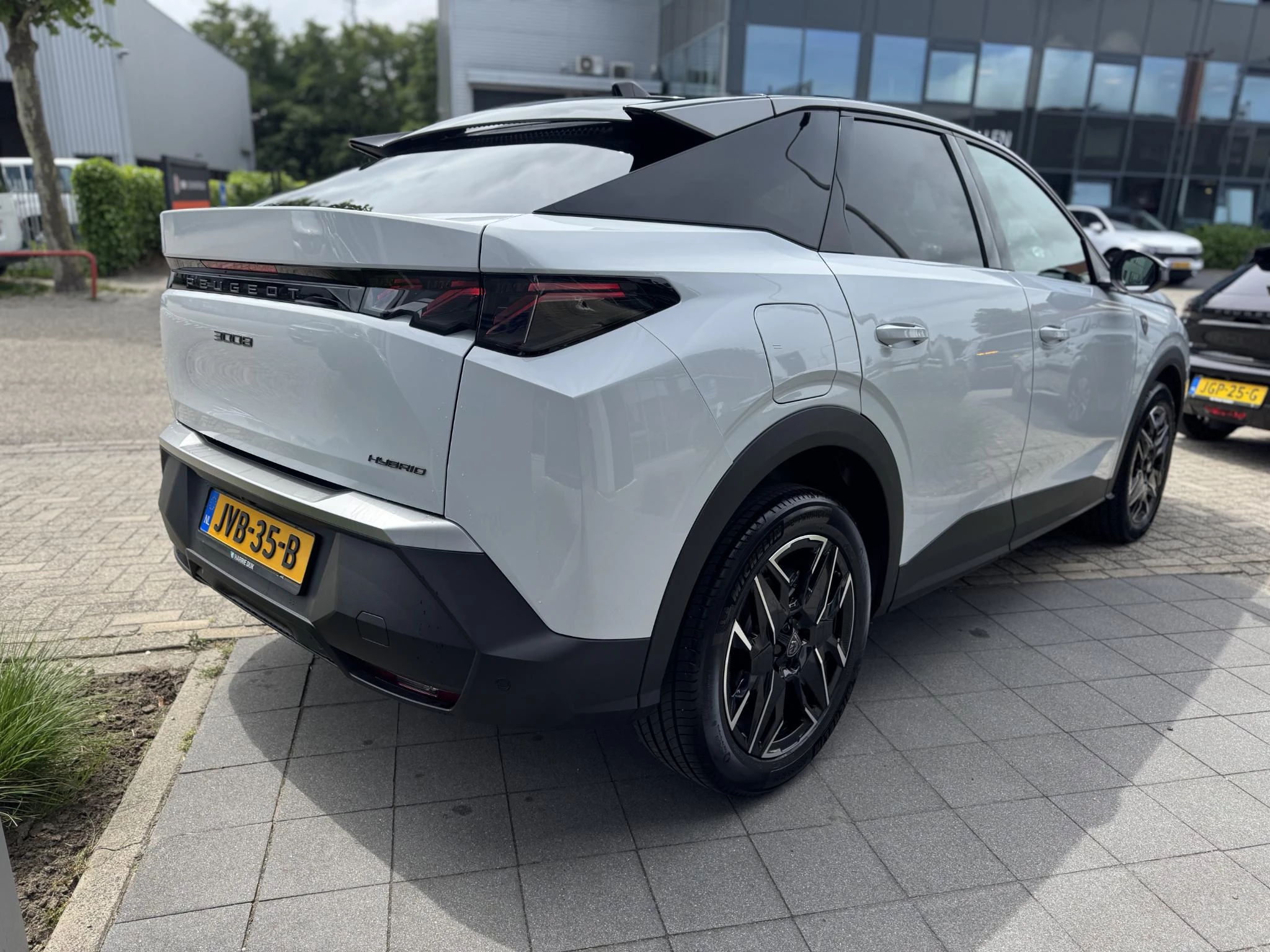 Peugeot 3008 Hybrid 145 GT