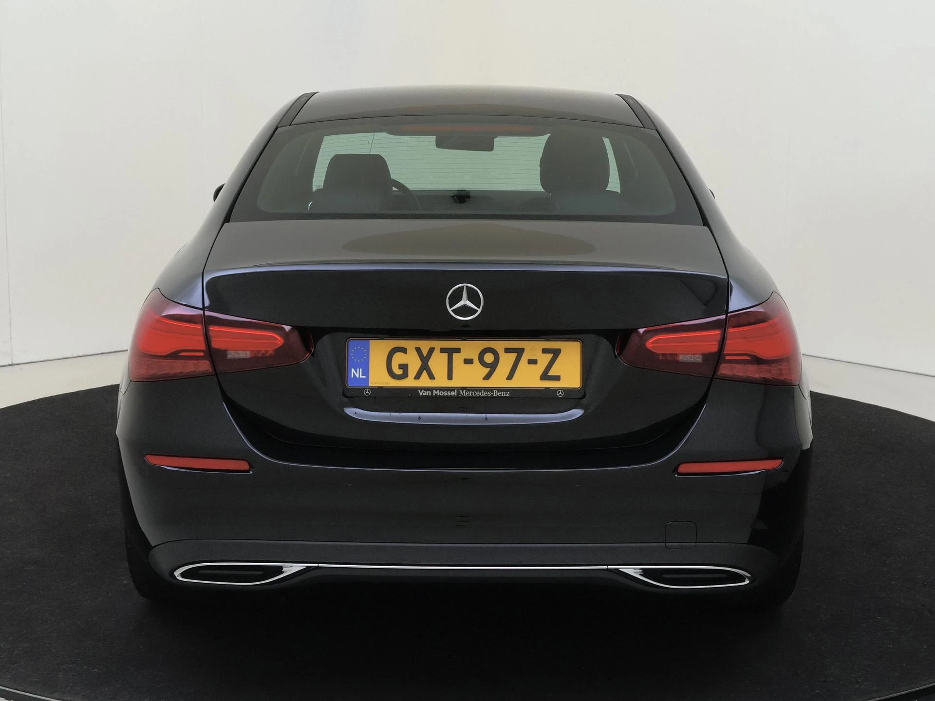 Mercedes-Benz-A-Klasse-image-6