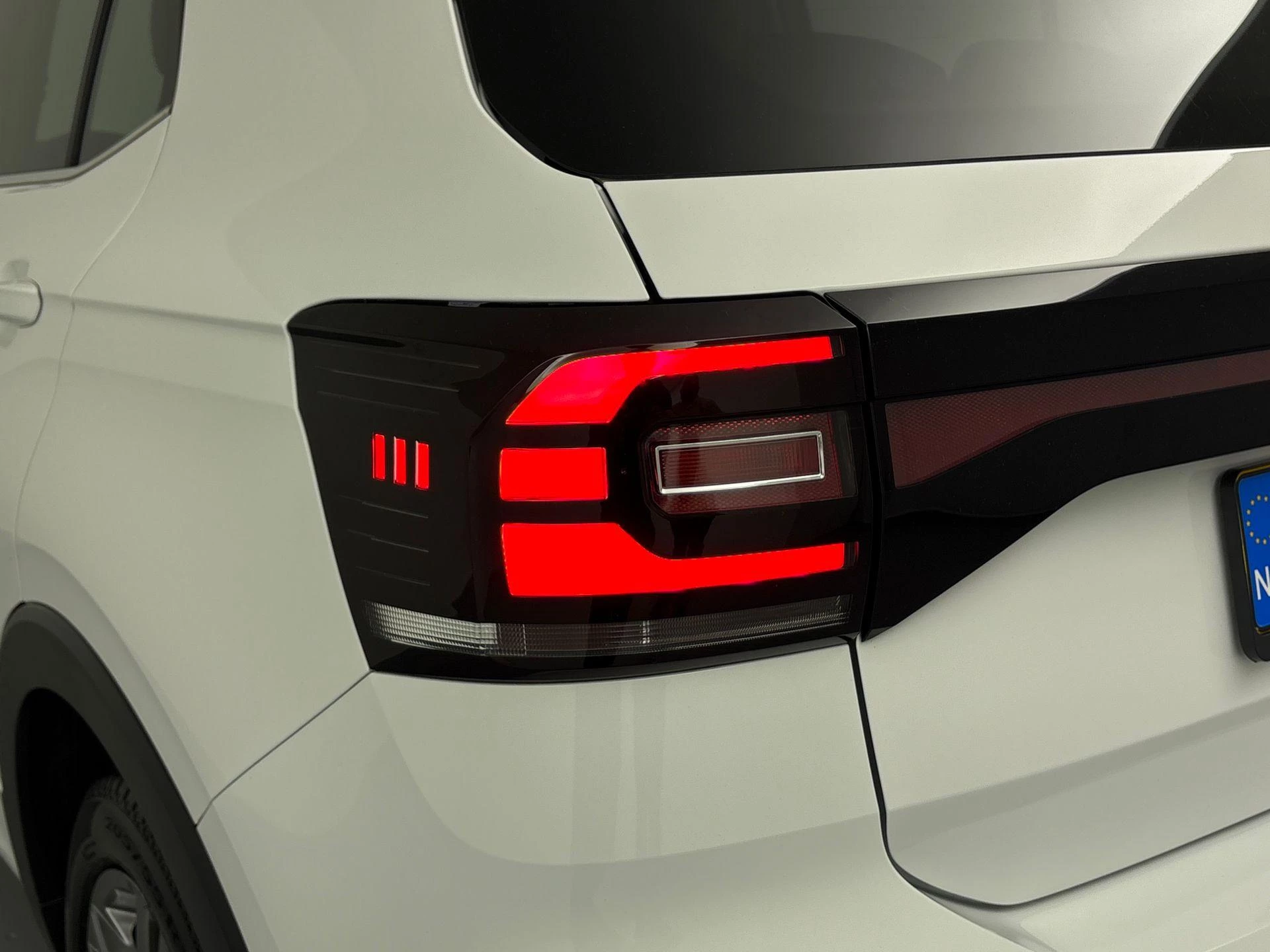 Volkswagen-T-Cross-image-20