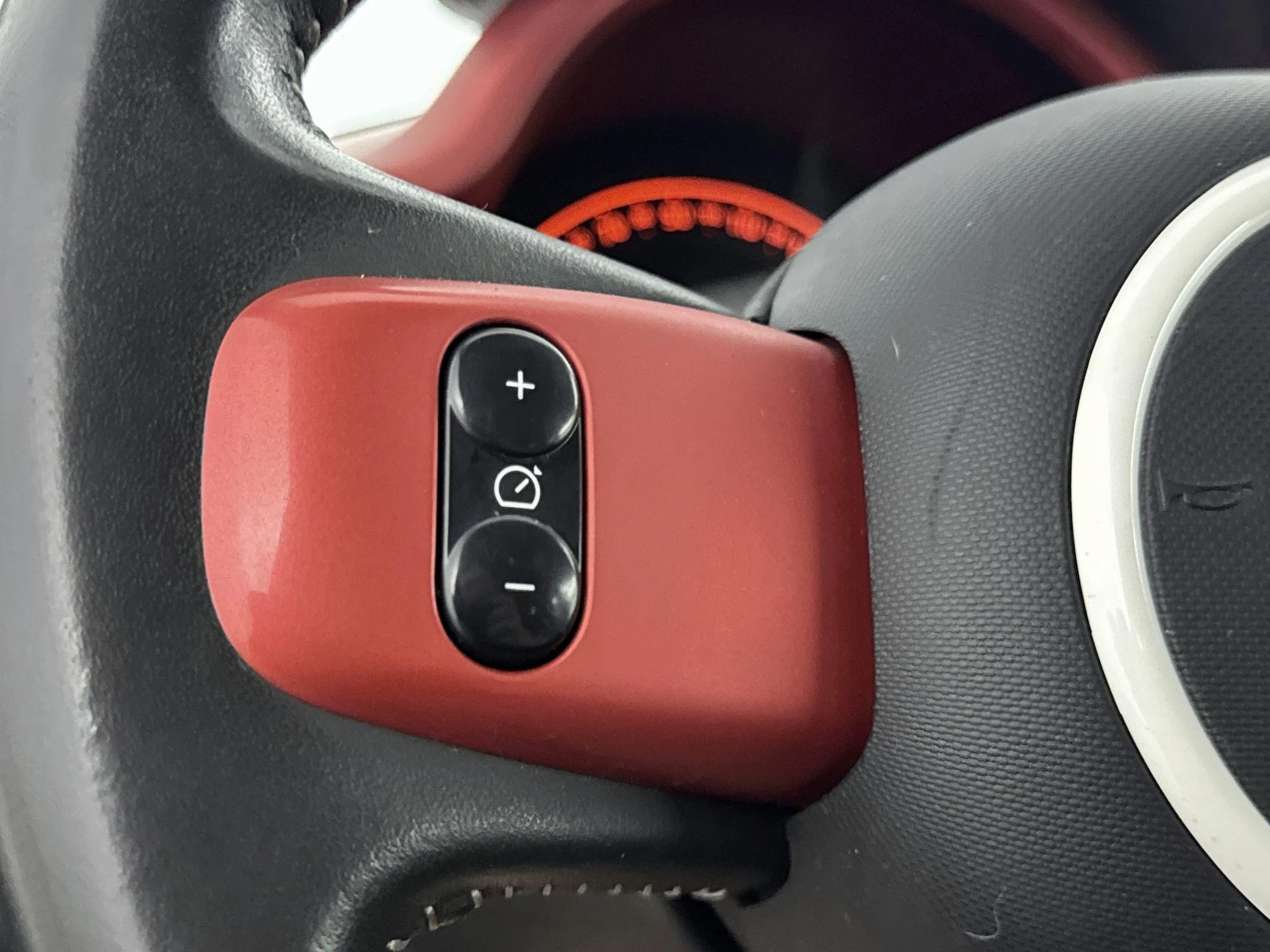 Renault-Twingo-image-5