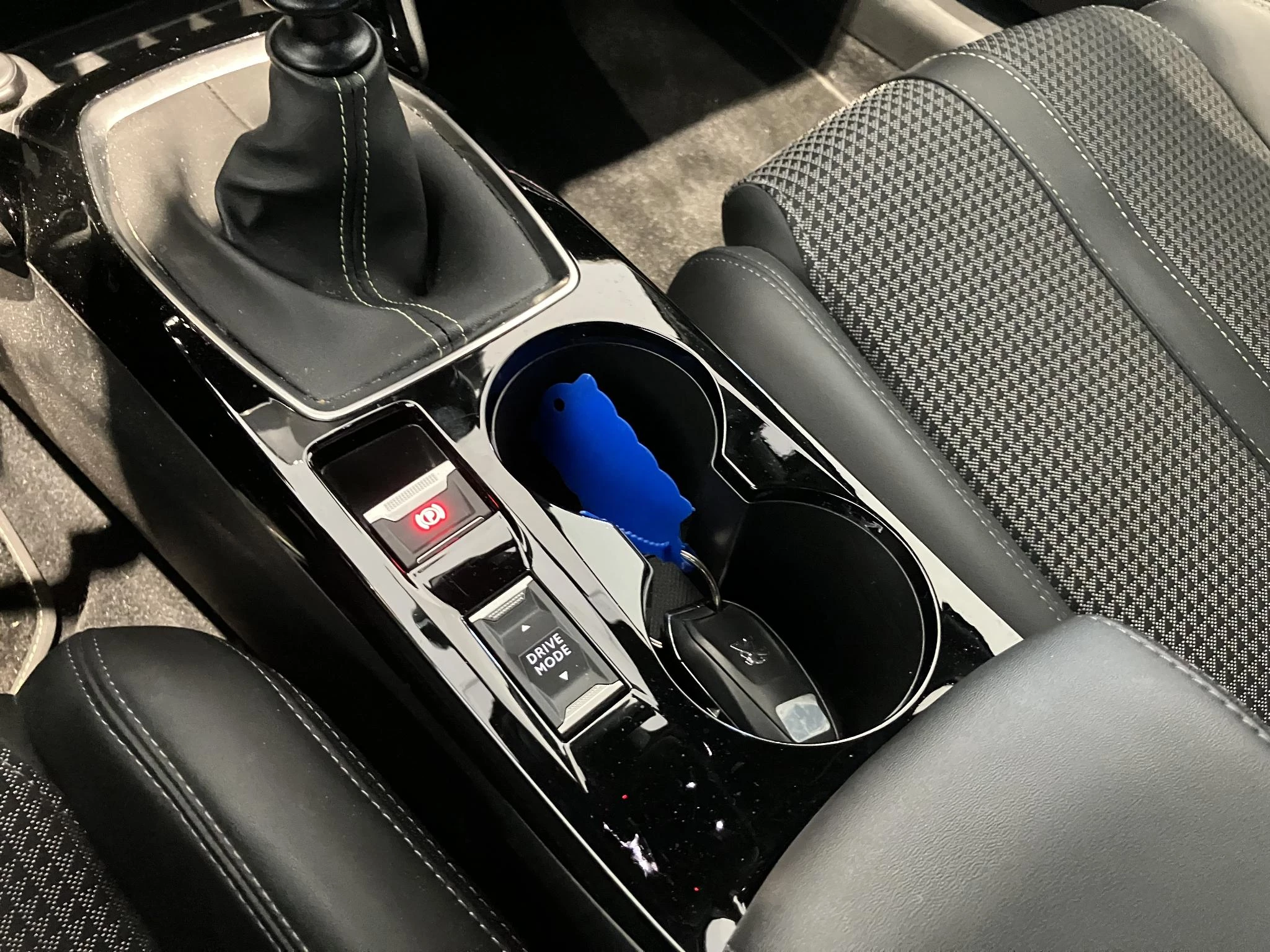 Peugeot-208-image-22