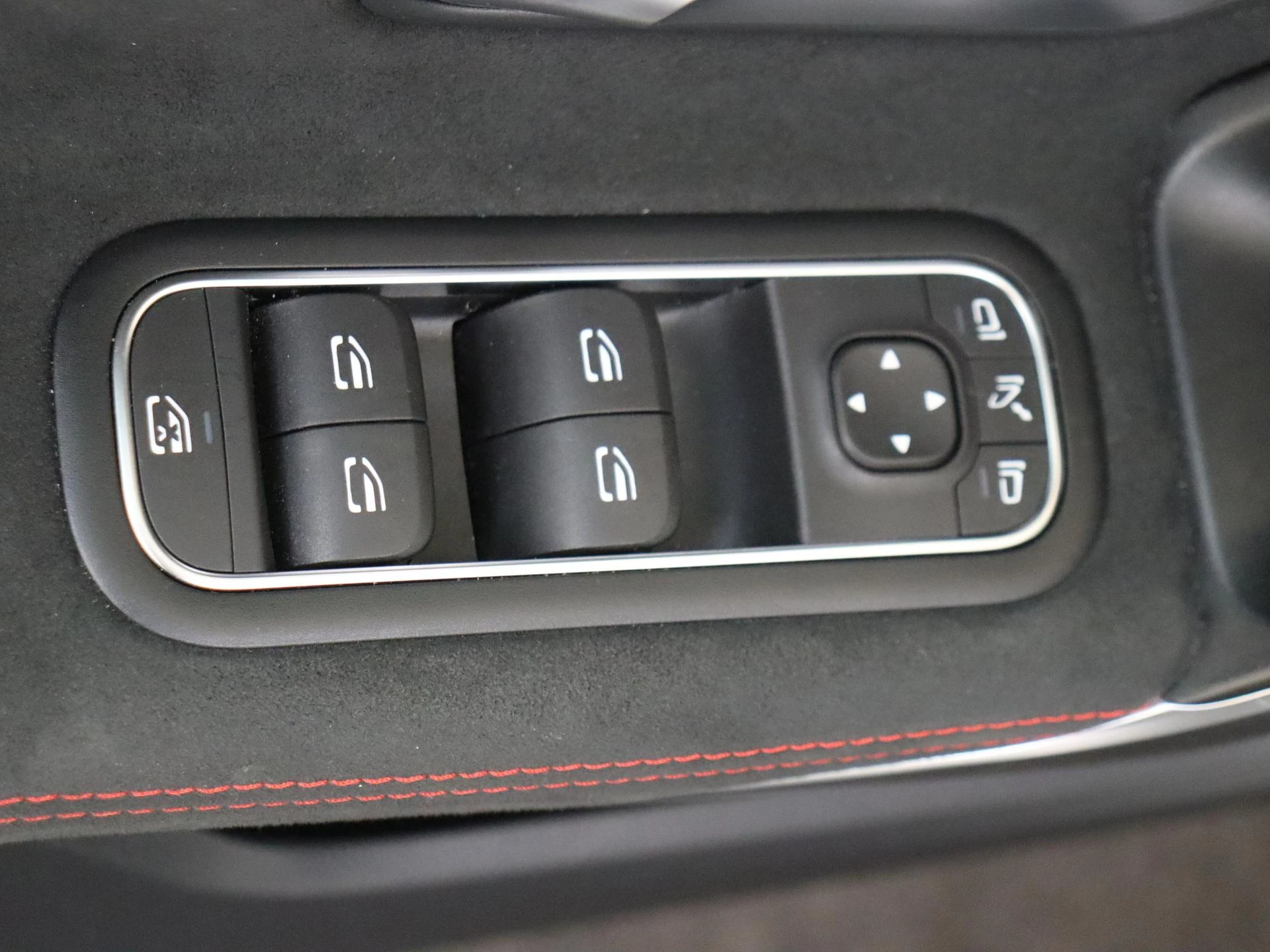 Mercedes-Benz-A-Klasse-image-30