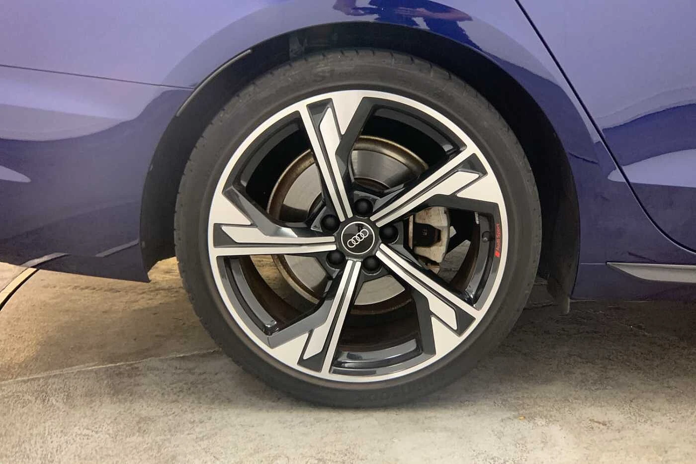 Audi-A4-image-4
