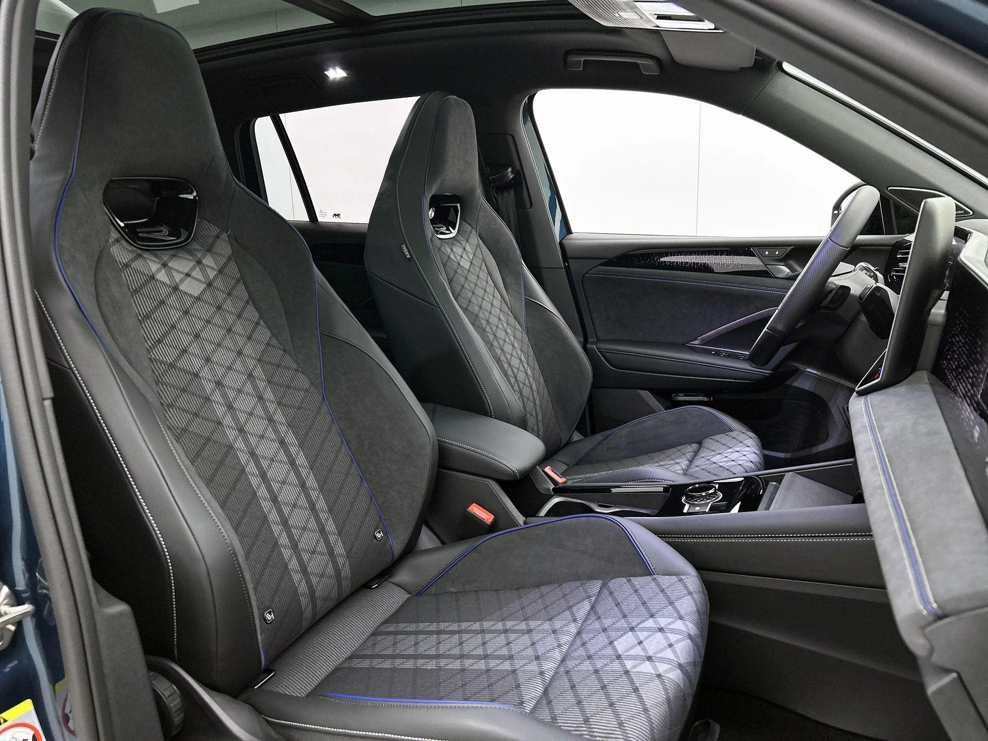 Volkswagen-Tiguan-image-41